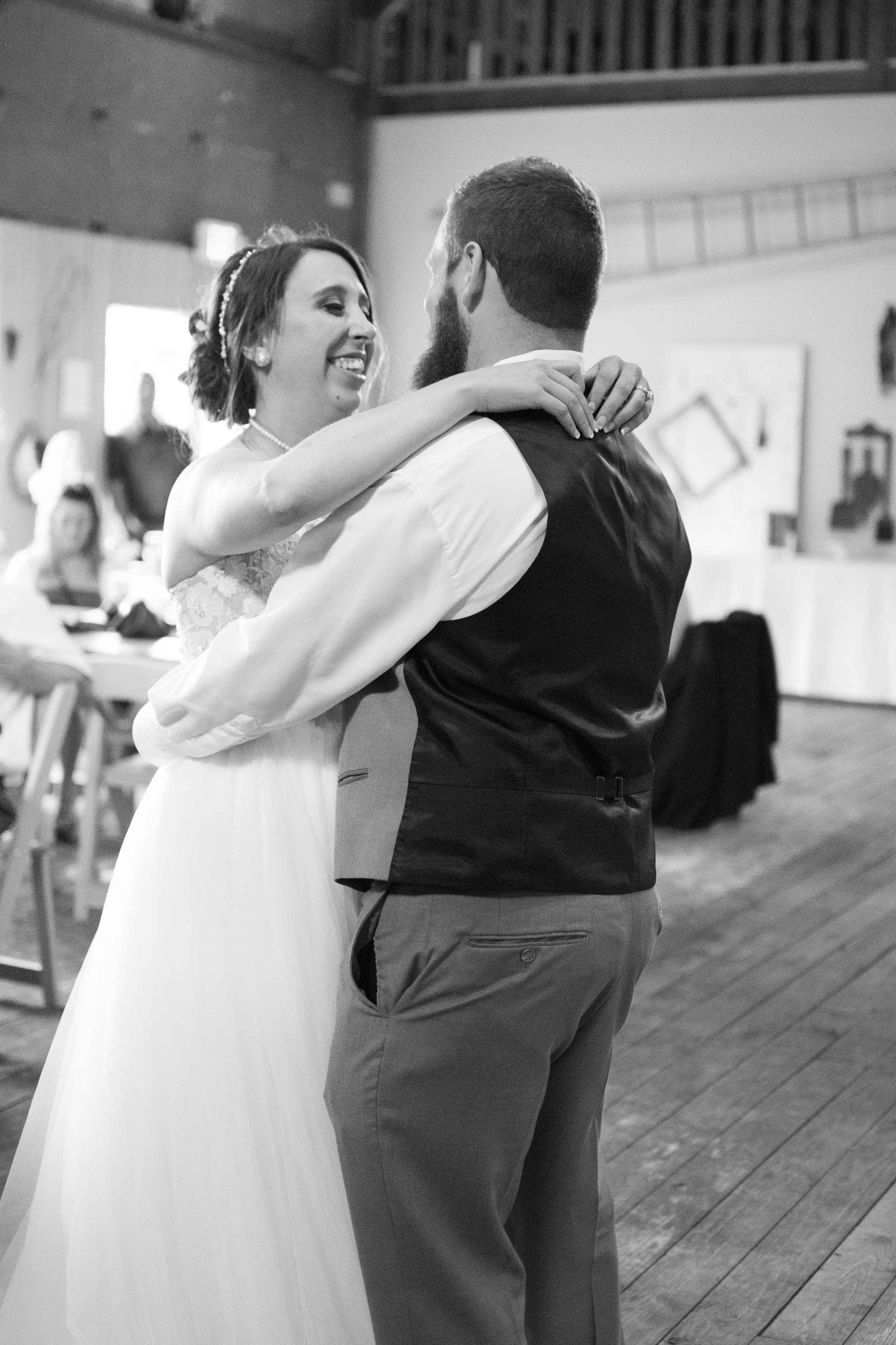 Kate and Ross Dance (32 of 47).jpg