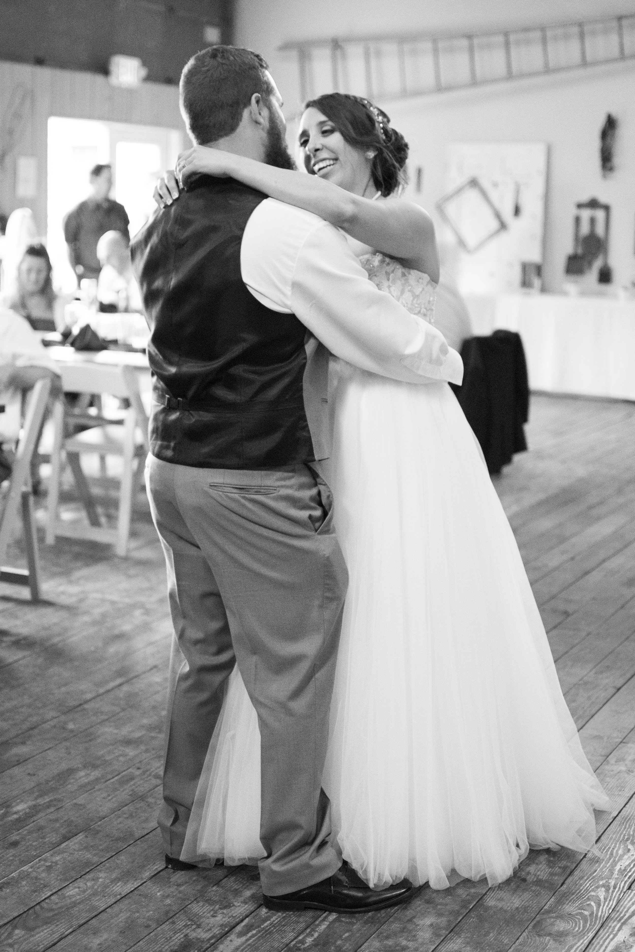 Kate and Ross Dance (36 of 47).jpg