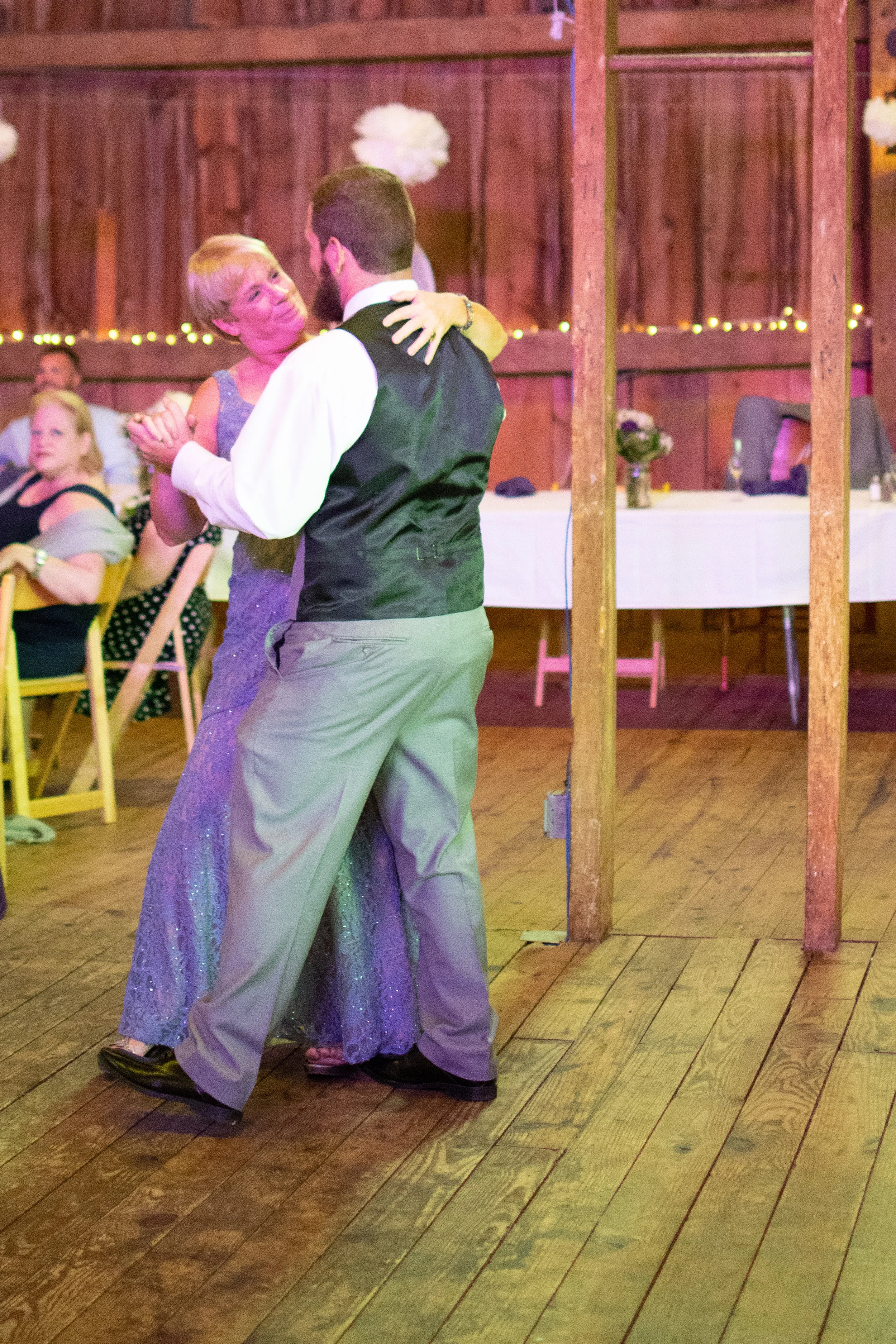 Ross and Mom Dance (11 of 47).jpg
