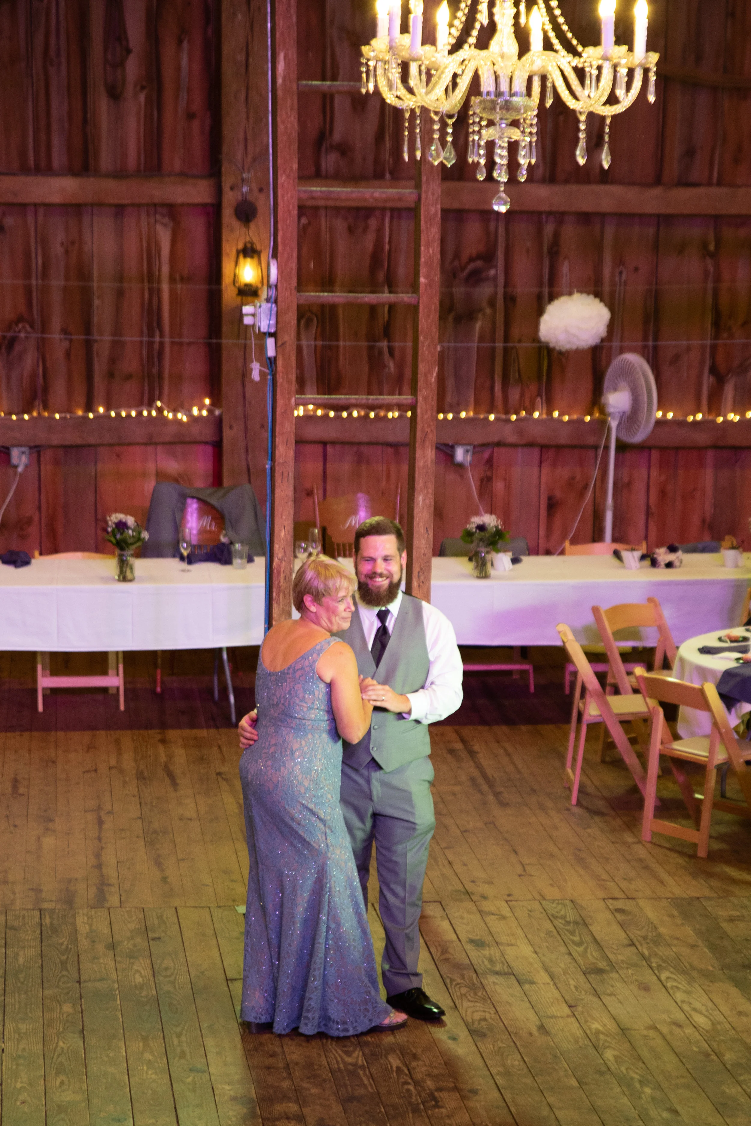 Ross and Mom Dance (25 of 47).jpg
