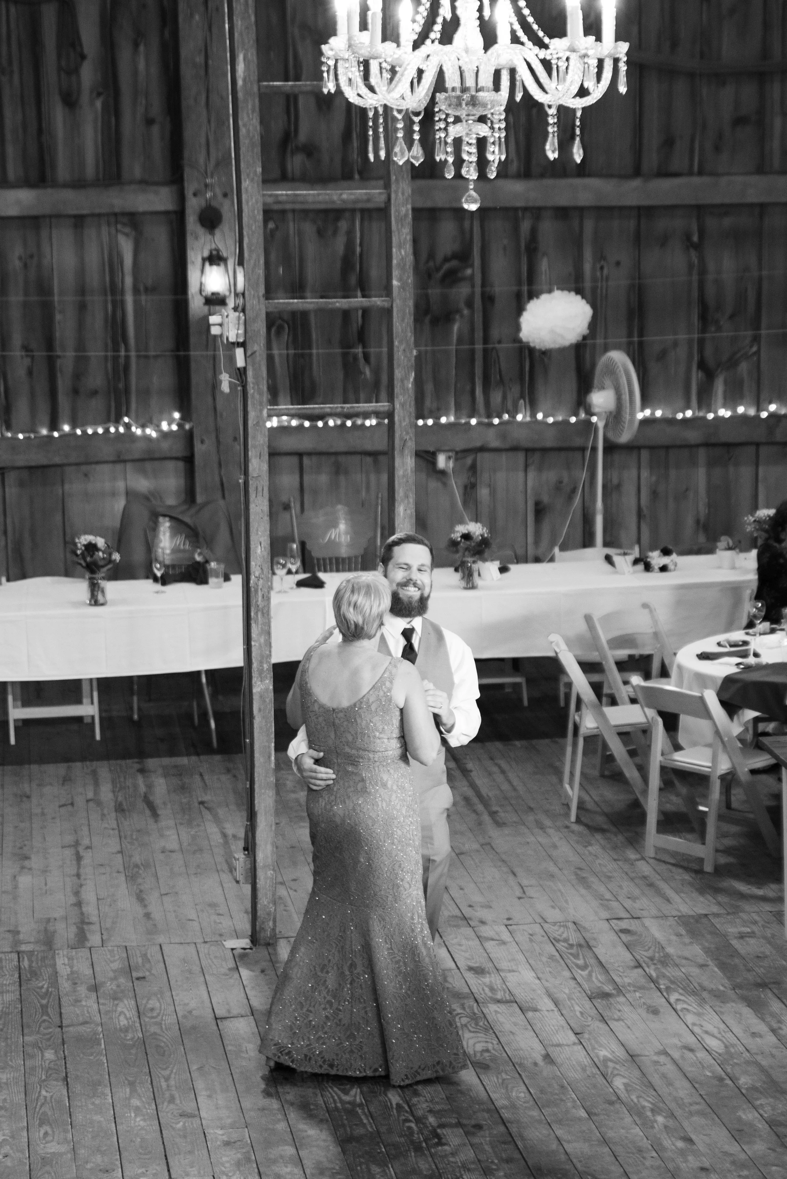 Ross and Mom Dance (46 of 47).jpg