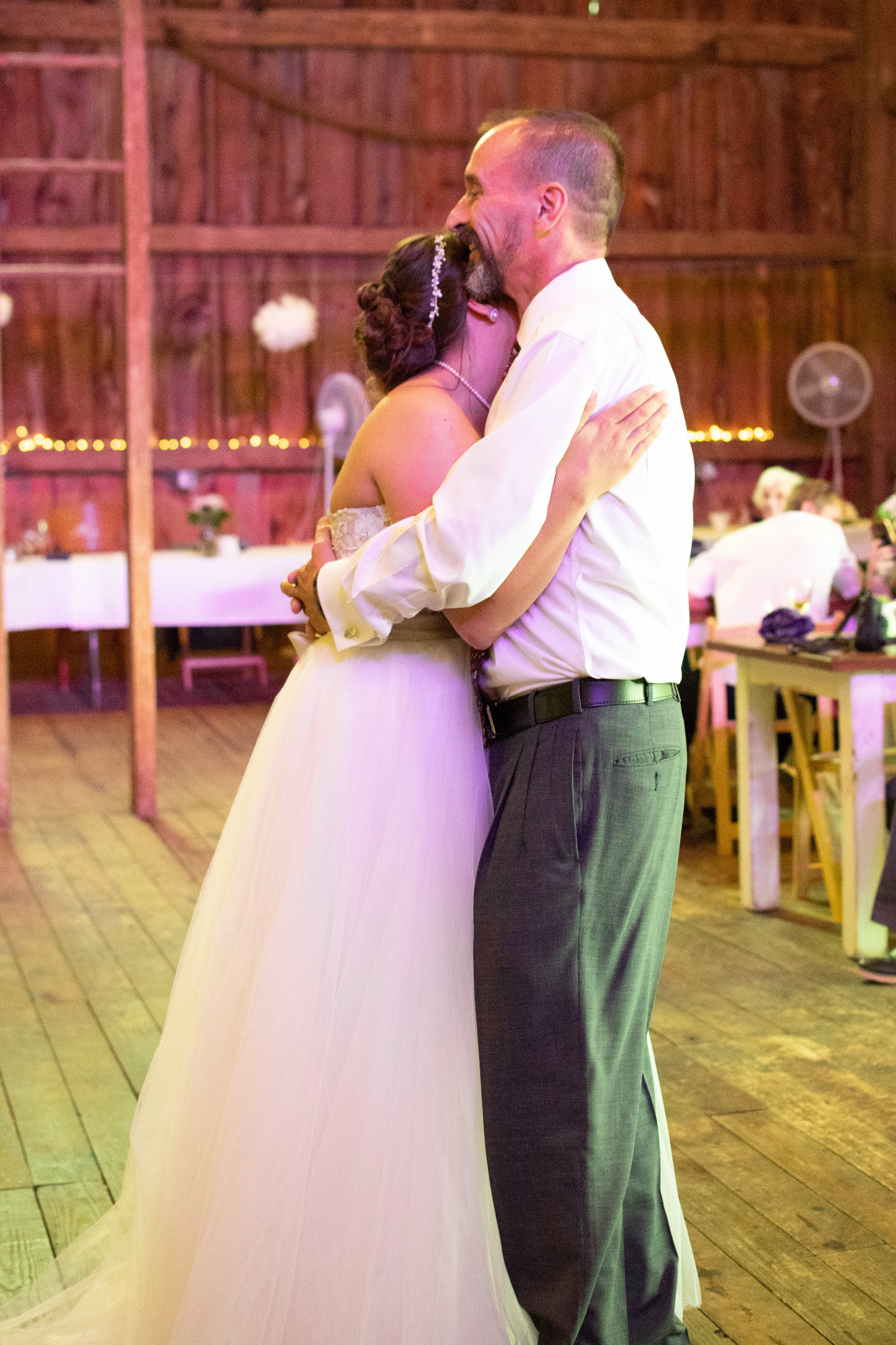 Kate and Dad Dance (8 of 38).jpg