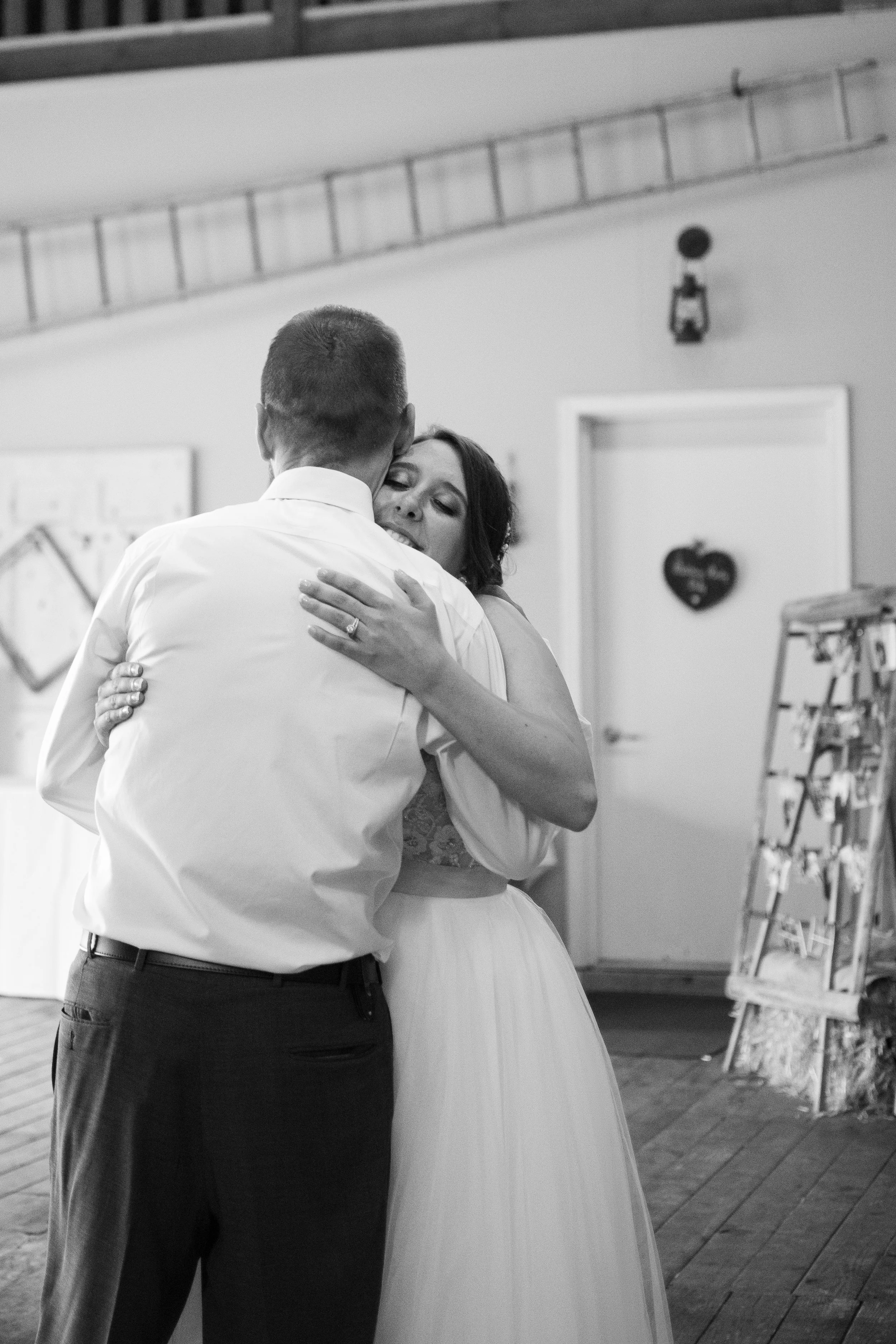 Kate and Dad Dance (29 of 38).jpg