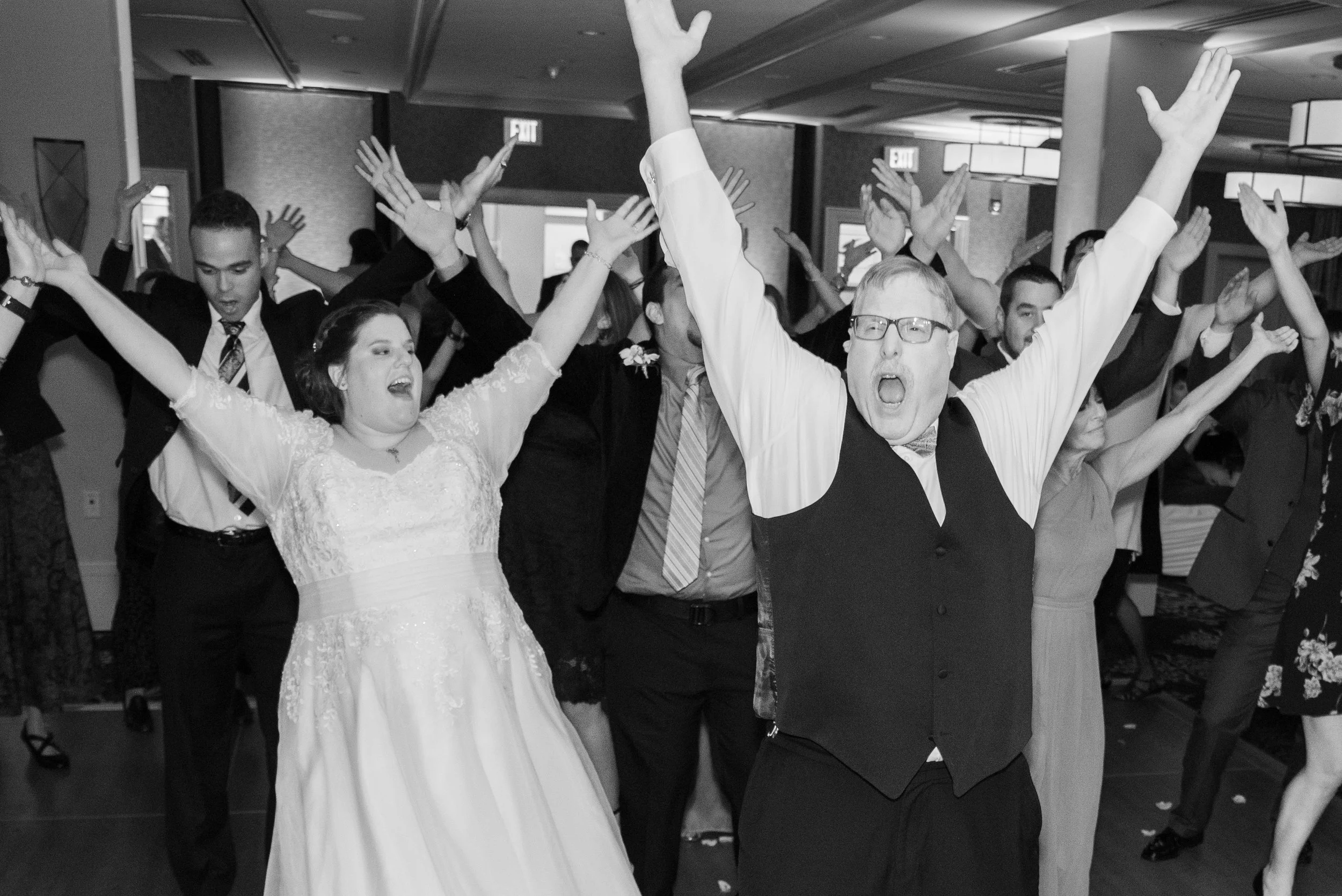 reception BW (37 of 95).jpg