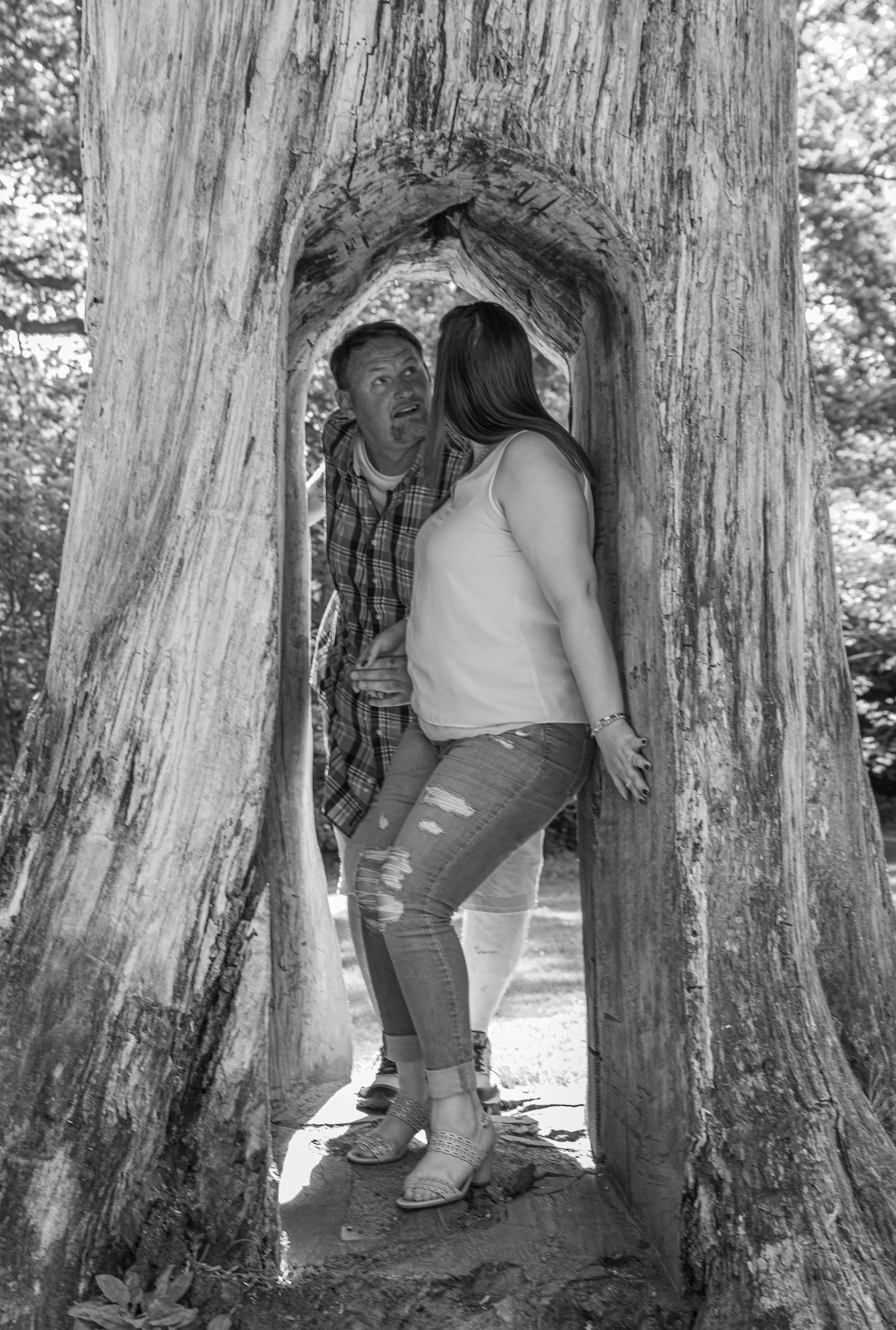 BrookeJamesEngagmentBW (46 of 54).jpg