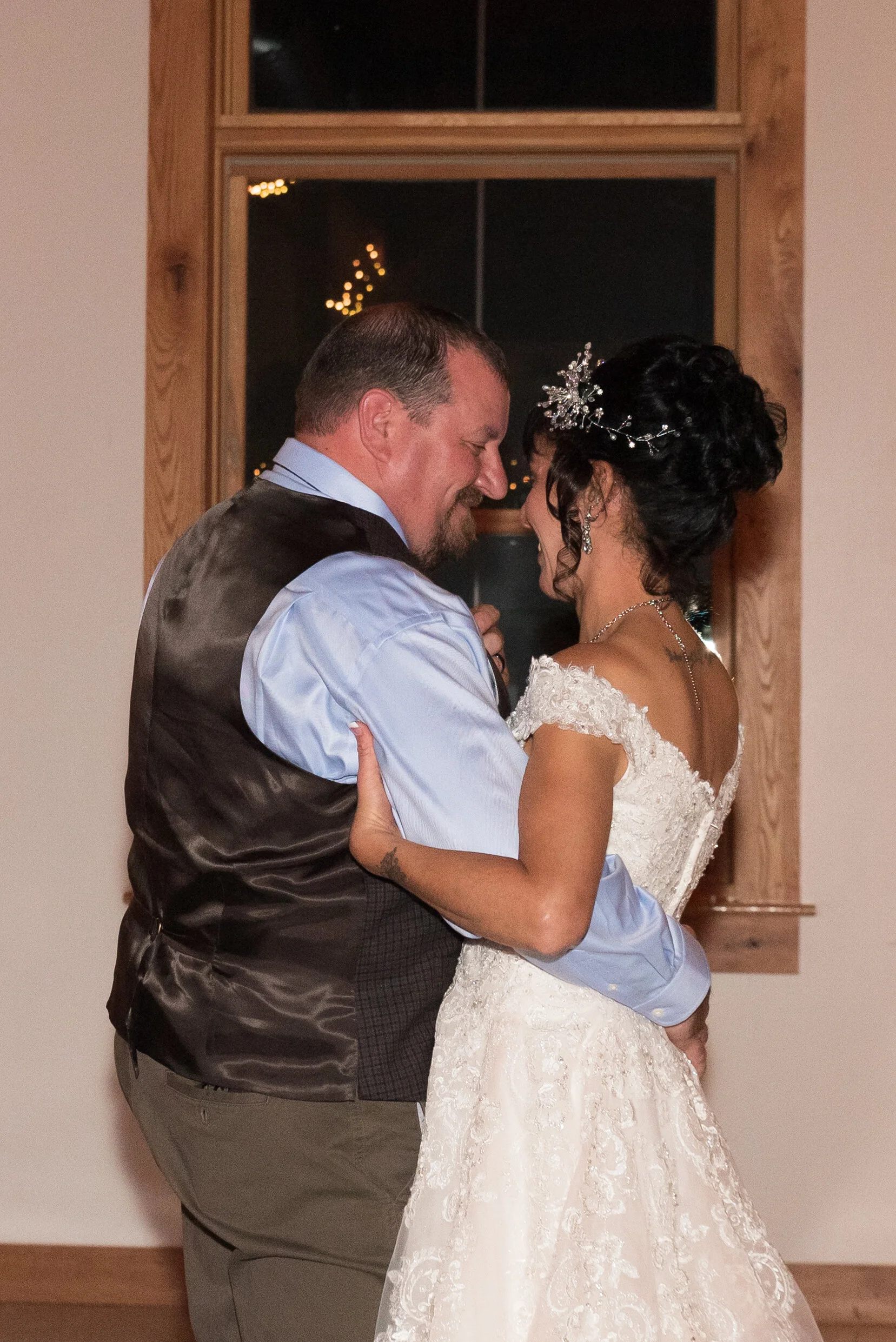 first dance (11 of 76).jpg