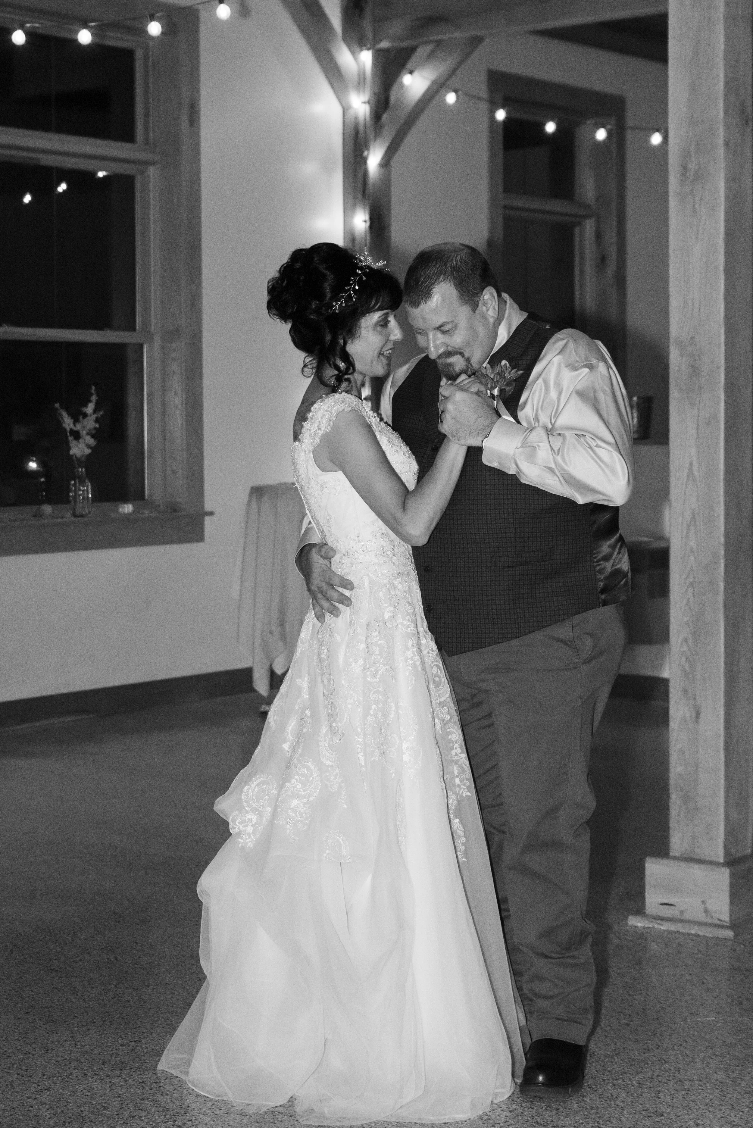 first dance (72 of 76).jpg
