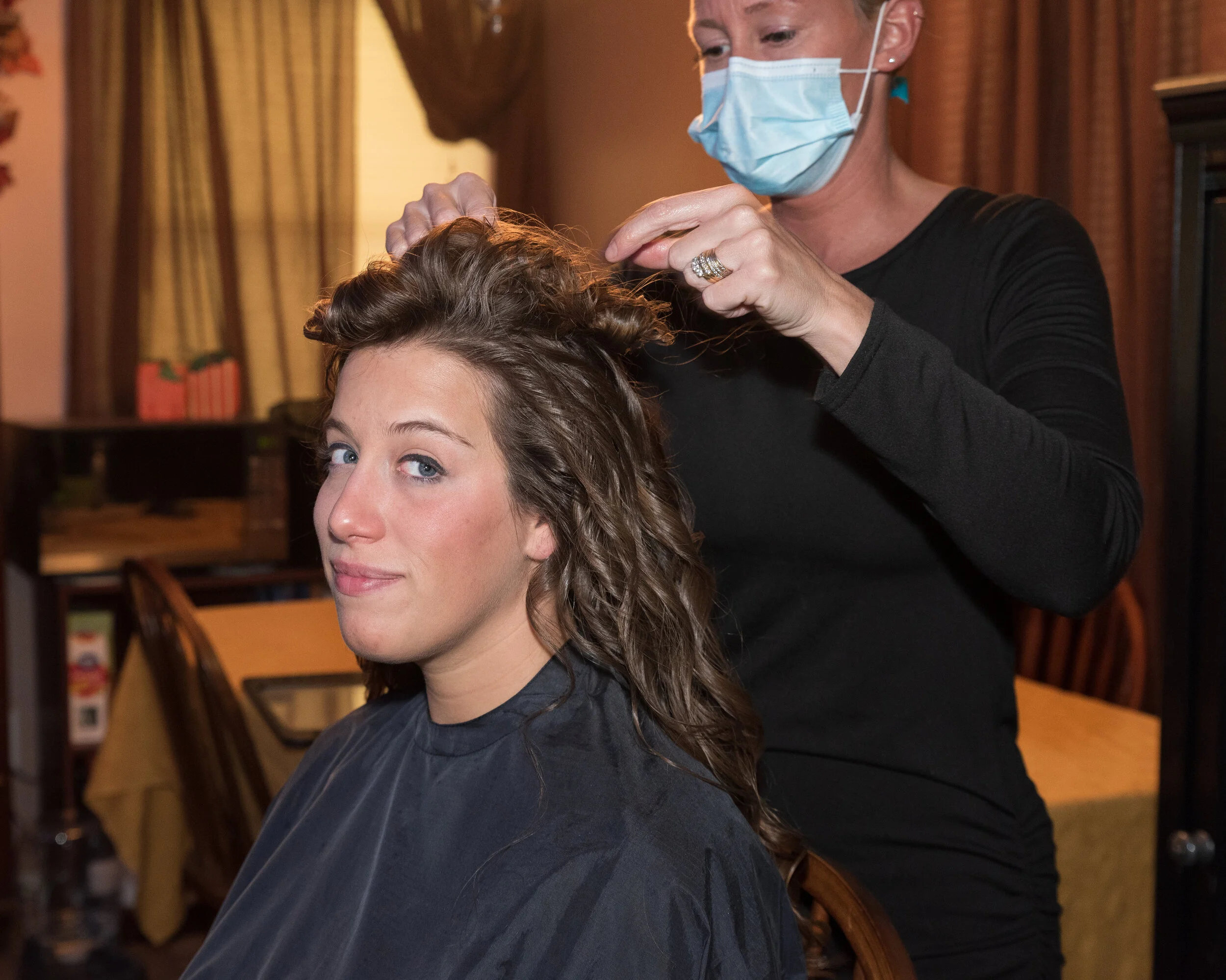 Alicia getting ready-2.jpg