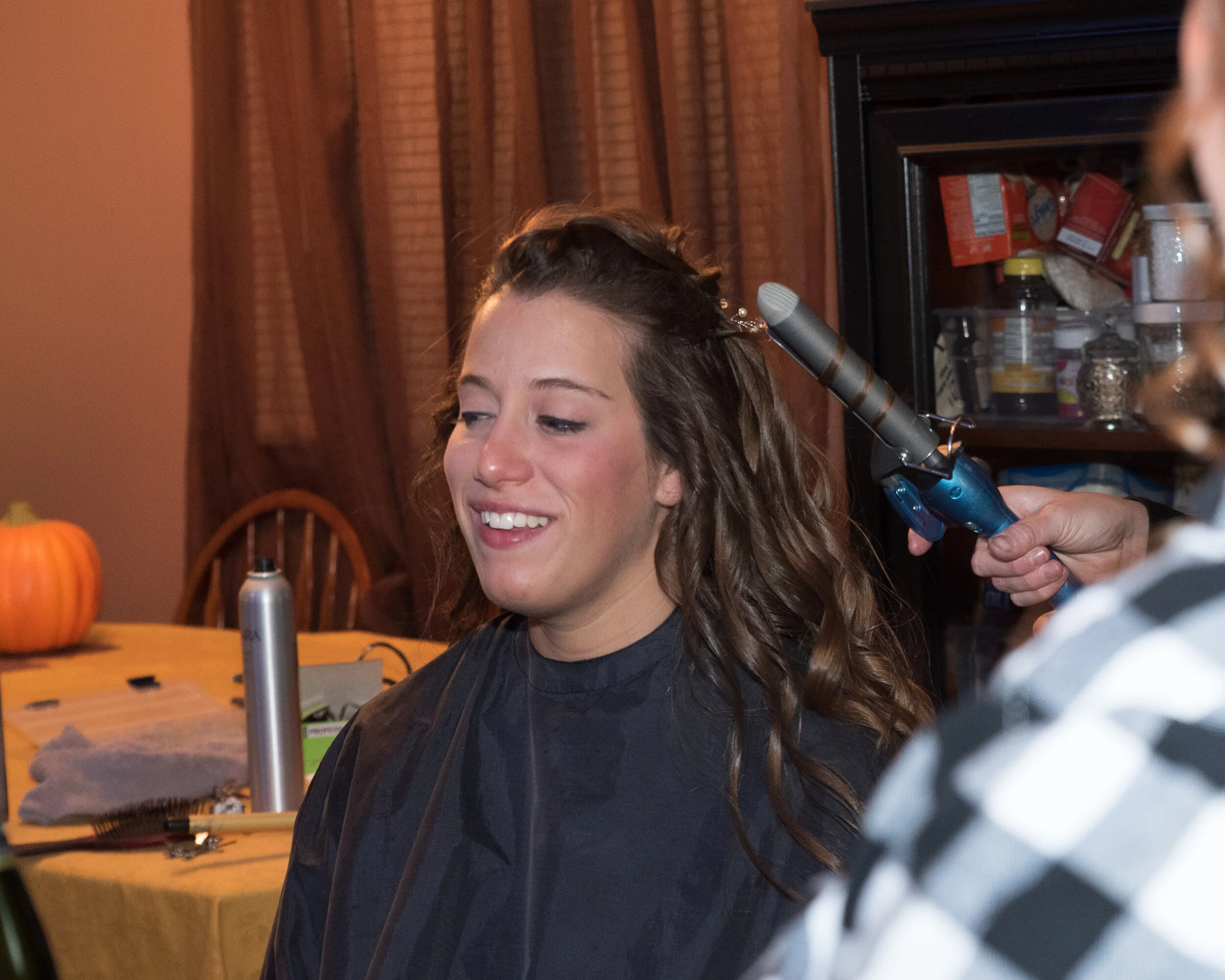 Alicia getting ready-5.jpg
