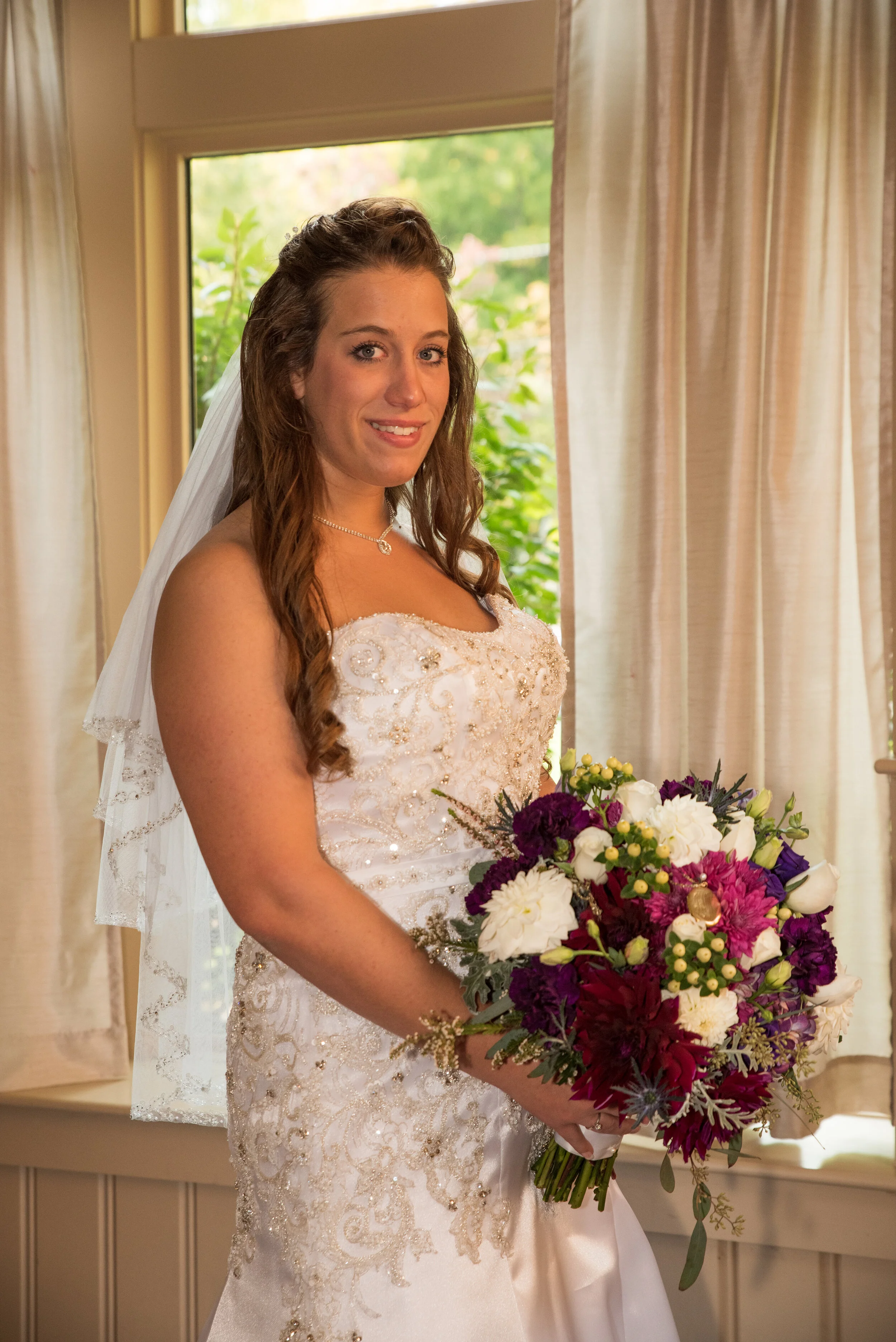 Alicia getting ready-162.jpg