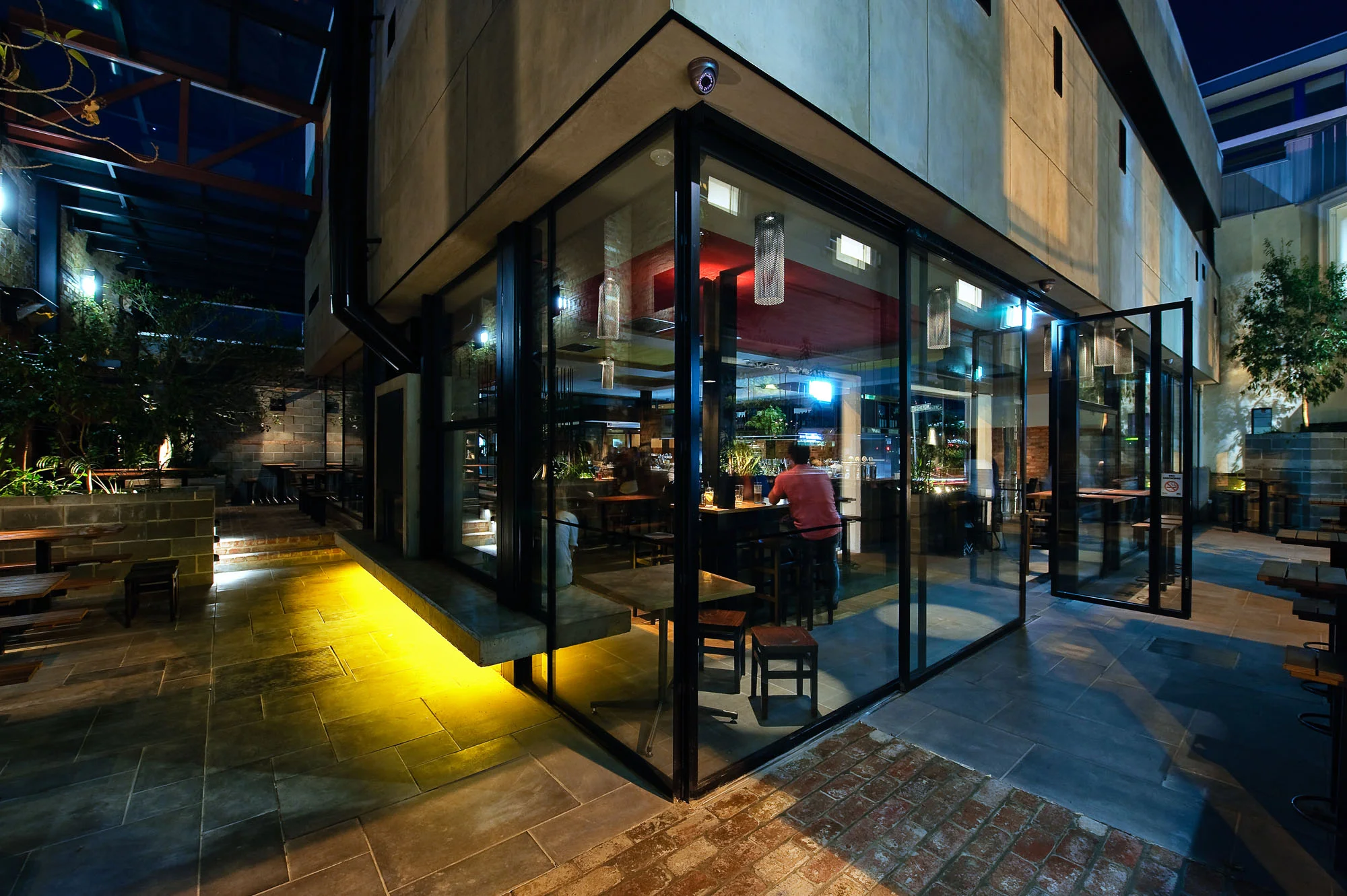 Saxon Hotel-28-PRodriguez_LRWeb.jpg
