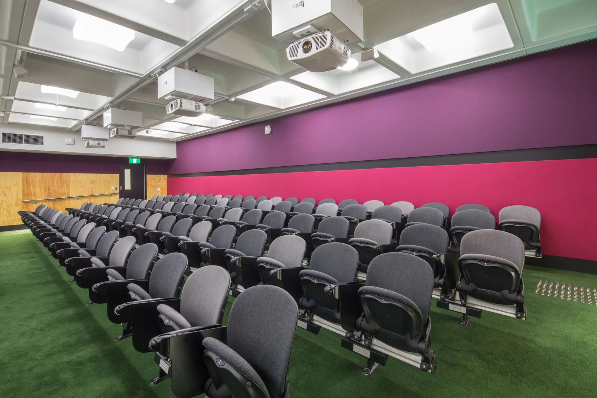 UniMelb-ArchiBuilding-07-AHutchison_LRWeb.jpg