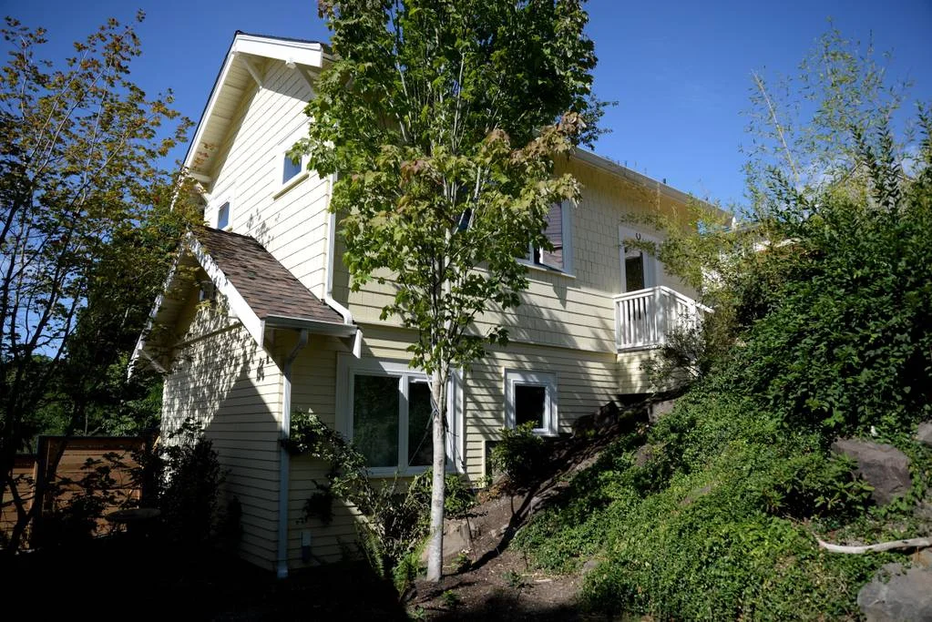 Molly Exterior.jpg
