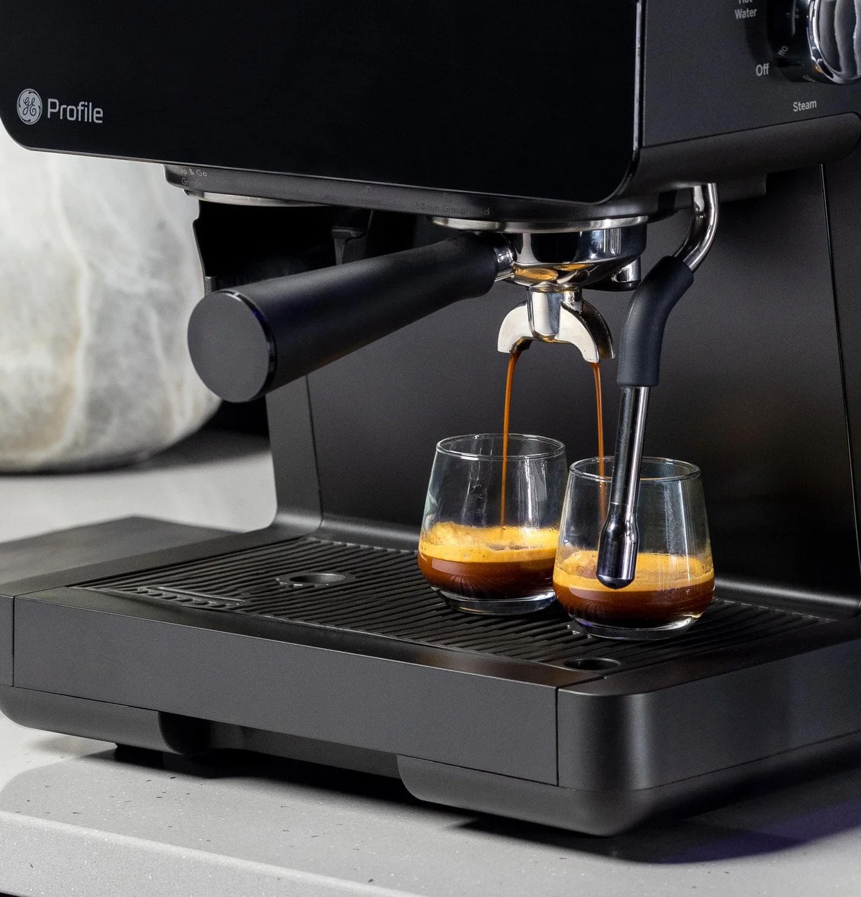 Profile Semi Espresso Brewing Detail 2.jpg