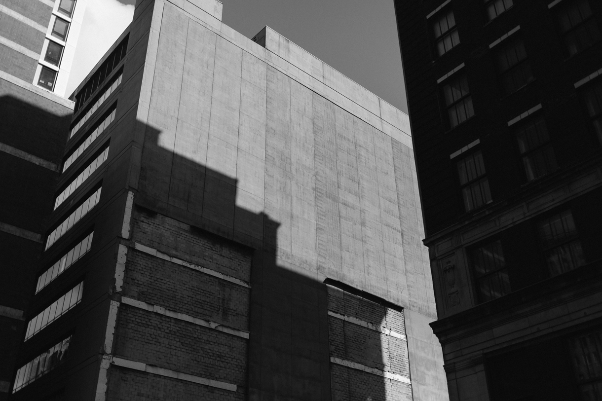 006-black-and-white-chicago-buildings.jpg