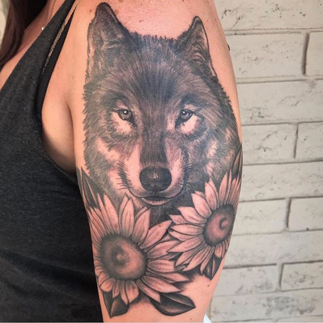 🌻&amp;🐺 by @tatt2_nick