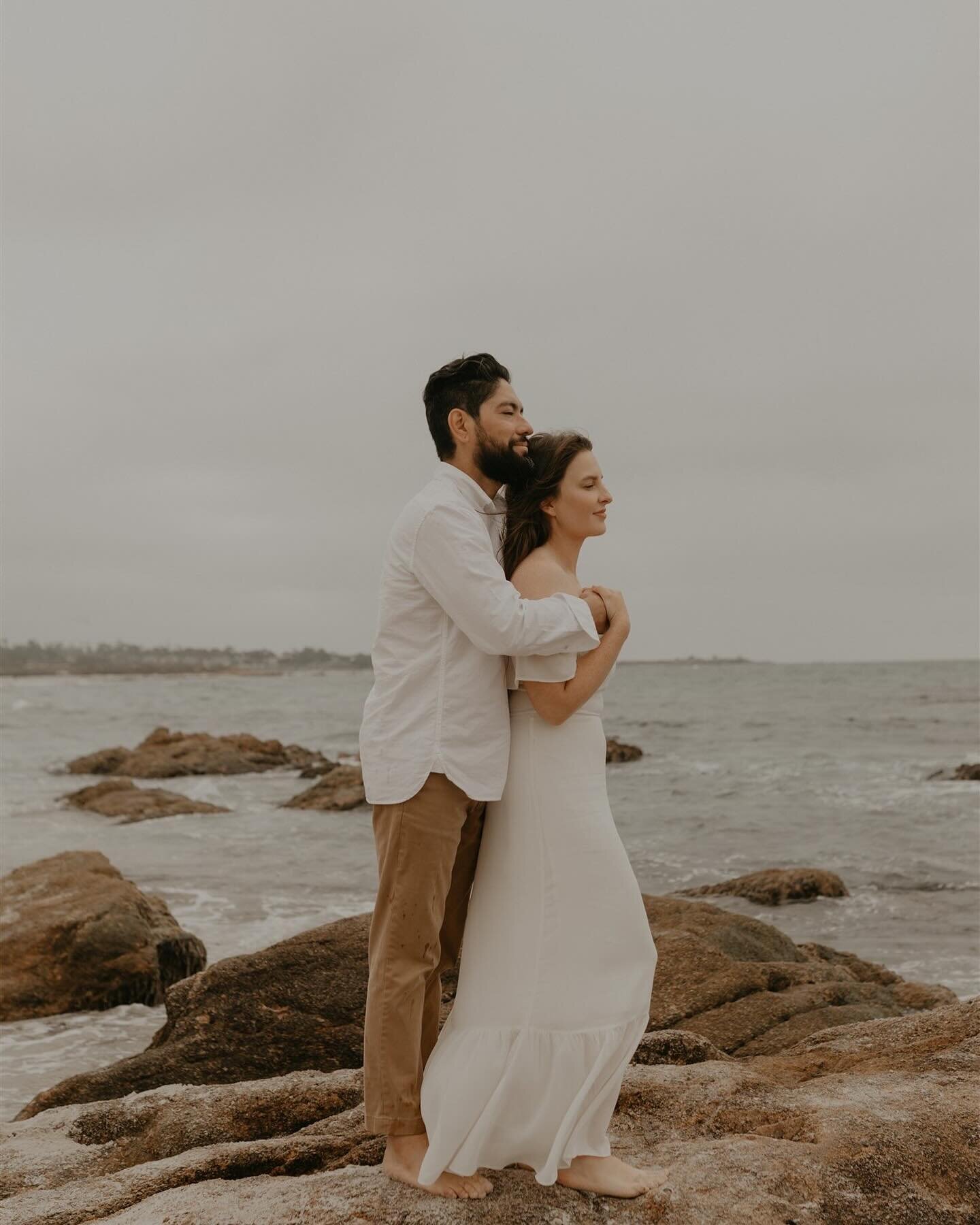 Lost in the tide, found in each other 🤍
.
.
.
.
#minraephoto #pacificgrove #pacificgrovephotographer #monterey #montereyphotographer #montereyweddingphotographer #bayareaphotographer #sfphotographer #bayareaweddingphotographer #sfweddingphotographer