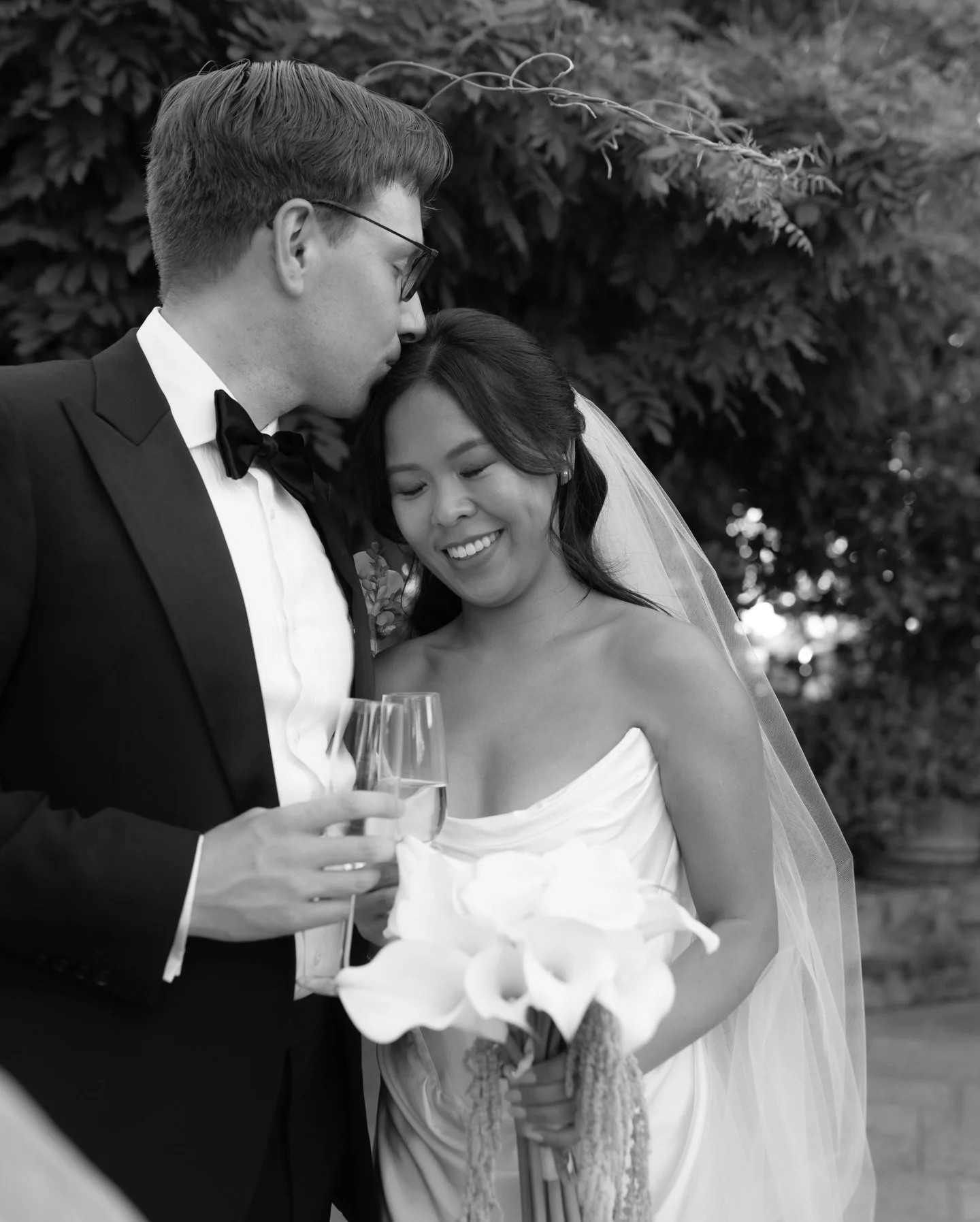 A little champagne, a little glow, and the sweetest beginning to their forever. 🥂

#weddingphotos #northerncaliforniaphotographer 
#napaweddingphotographer #napaphotographer #helenaphotographer 

Details:
Venue @vsattui 
Photographers: @minraephoto 