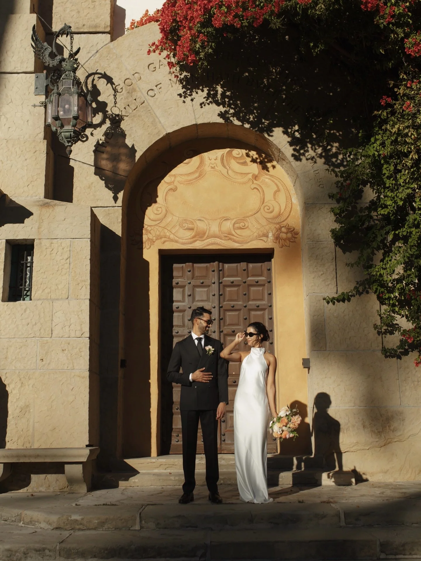Nothing else mattered in these moments ✨

Something so special about an intimate elopement.
It&rsquo;s focused on love, presence, and choosing each other above all else 💍🤍

Details 
Photographers -  @minraephoto 
Florist - @ellaandlouieflowers 

#s