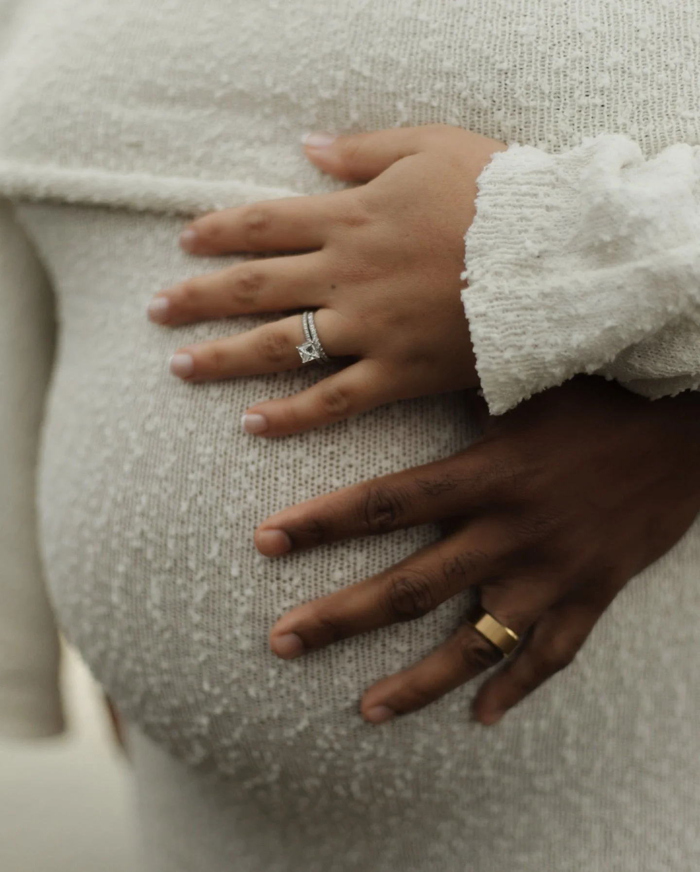 Coastal breezes, warm light, &amp; hearts full of love.
These are the moments that linger before their little one arrives. 🤍

#maternity #maternityphotos #sfphotographer #bayareaphotographer #californiaphotographer 

SF maternity photographer. San F