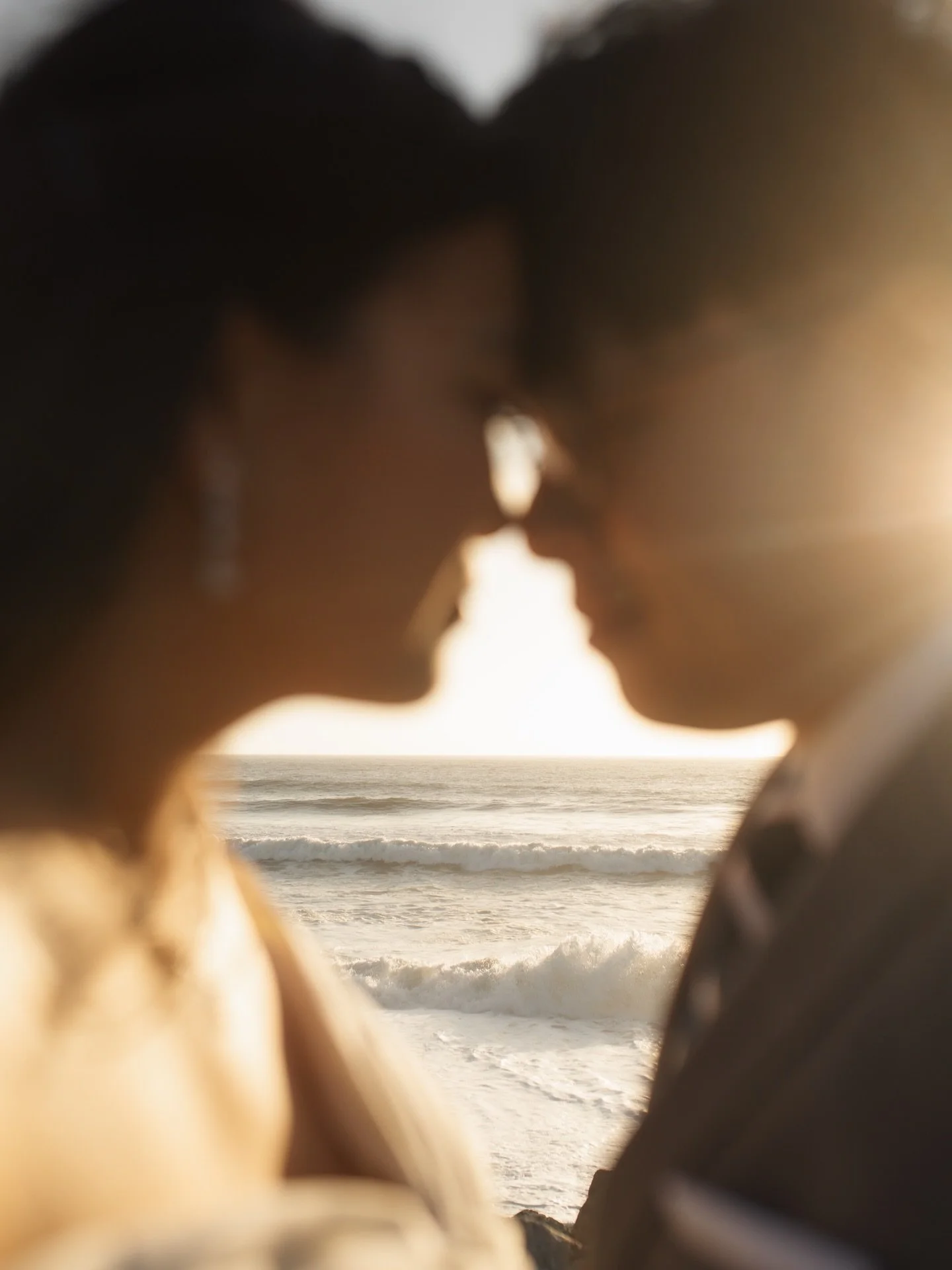 Eloping along the Bay Area coast, where every moment feels like it was made for the two of you 🌊💍🤍

#sfphotographer #sfweddingphotographer #bayareaweddingphotographer #bayareaphotography #sfelopementphotographer 

SF elopement photographer | San F