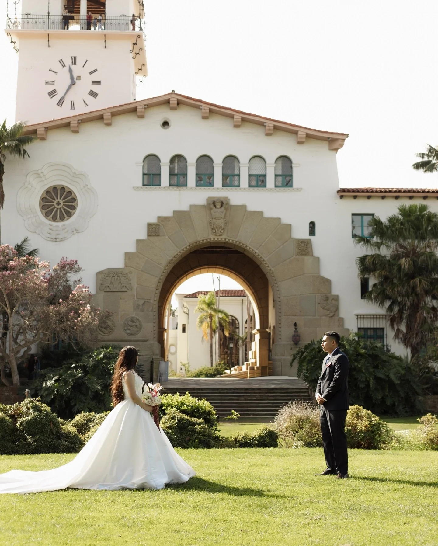 Elopement moments with Julie &amp; Chris ✨💍

It was a beautiful morning at the Santa Barbara Courthouse, with a promise of forever and a love that felt inevitable 🤍

#santabarbaracourthouseelopement 
#santabarbarawedding #santabarbaraphotographer 
