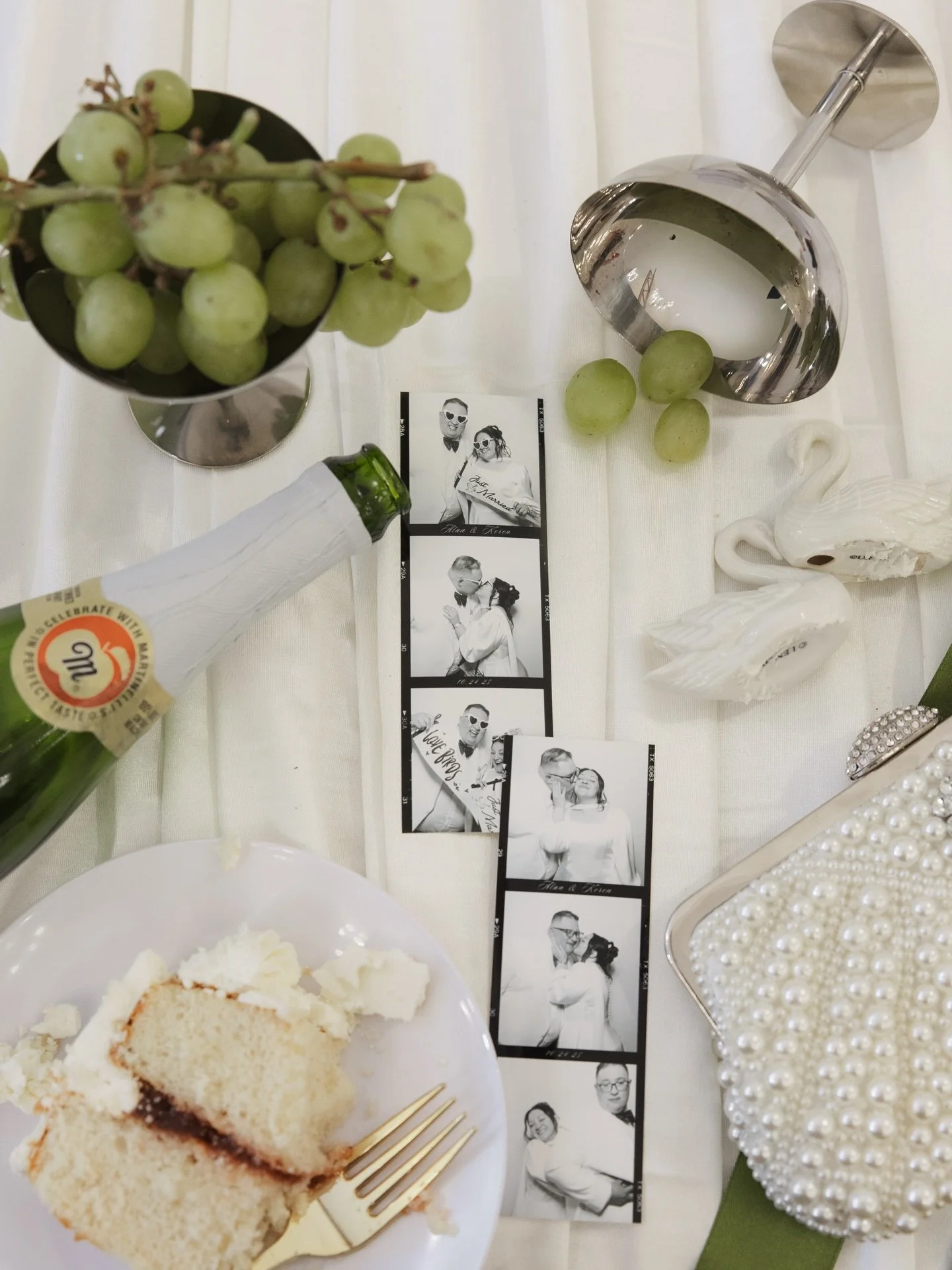 Forever 💌
We hope everyone had a wonderful day with their Valentine!
We&rsquo;re so thankful to capture all of your love stories 🤍

.
.

Vendors:
Venue - @evanellevineyards 
Photographers - @minraephoto 
Video - @leromovie 
Content Creator - @paral