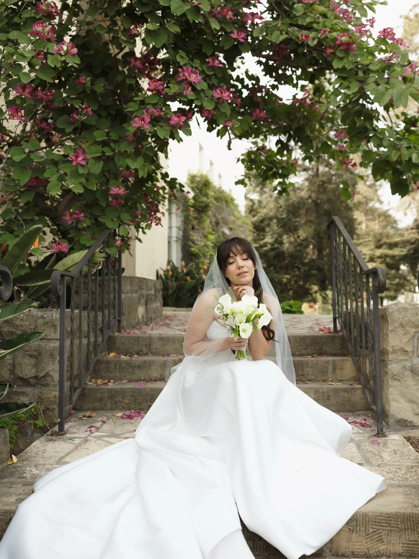 Her portraits, her details, and those first moments as newlyweds ✨
A Santa Barbara Courthouse elopement you&rsquo;ll always remember 🌸🤍

Details:
Venue - Santa Barbara Courthouse
Photographers - @minraephoto 
Dress - @luv_bridal 
Hair Stylist - @be