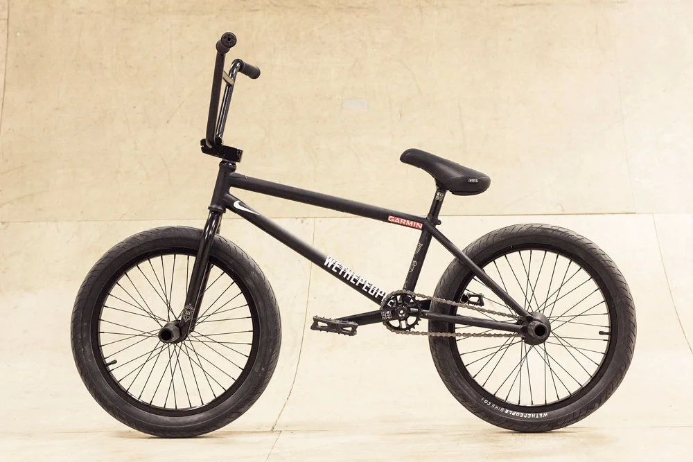 Adrian_bikeckeck_01.jpg