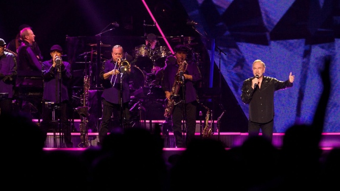 Neil diamond tours europe