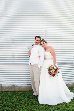bride and groom barn wedding.png