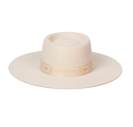 Juno Boater - Cream — Chic'tique