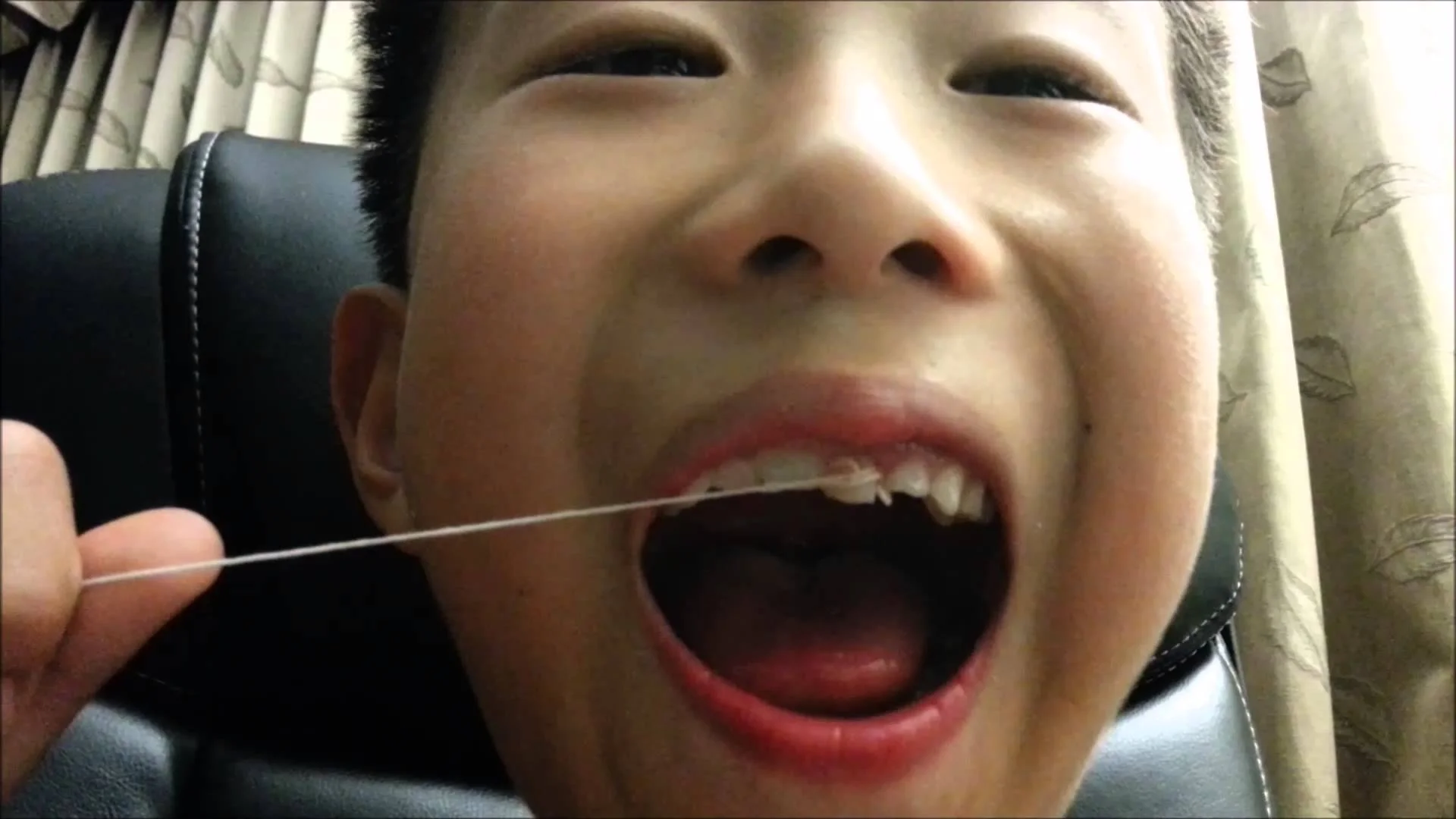 Funniest Ways to Pull Out Children's Loose Teeth