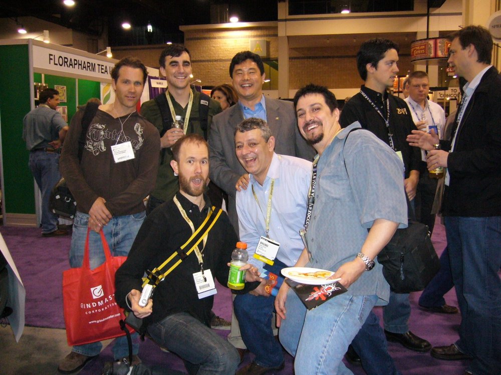 Kyle Glanville e eu; Tony Konecny, Bruno Souza, Dismas Smith; Cris Davidson e David Haddock, ao fundo. Charlotte, Abril 2006.