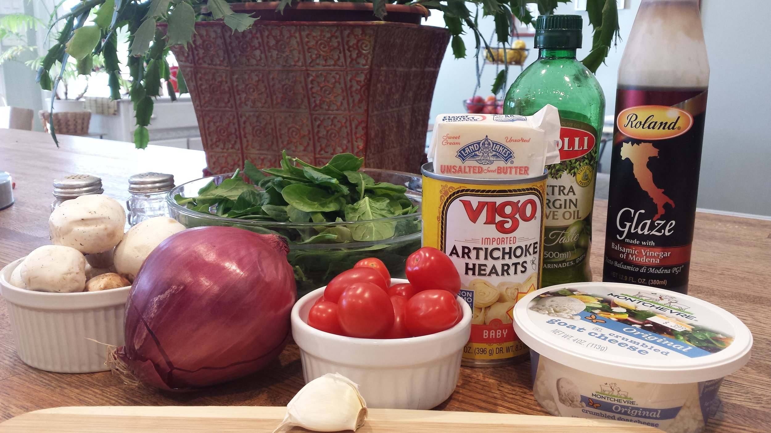 ingredients-spinach-salad.jpg