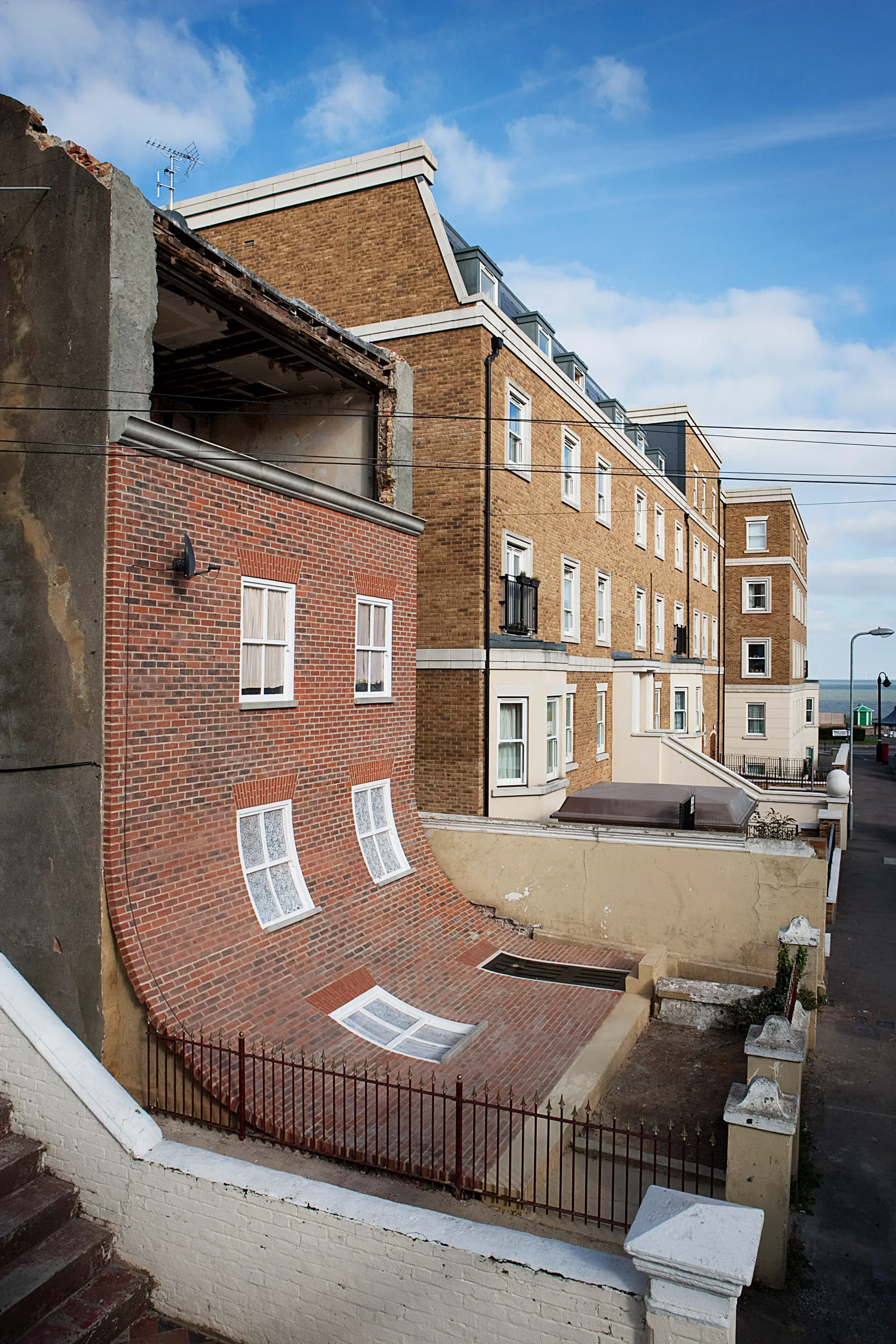 Alex Chinneck, From the Knees of My Nose to the Belly of My Toes , 2013. http://alexchinneck.com/project/knees-nose-belly-toes/