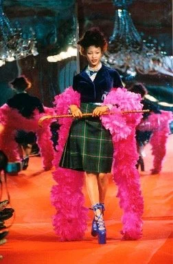 Crossing out Convention: Tartan as Fashion Warrior