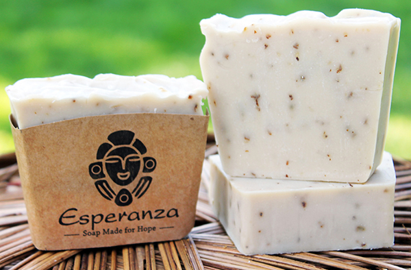 Rose Petal - Made with red rose petals and essential oils of Patchouli and Vanilla. Made in the US & DR