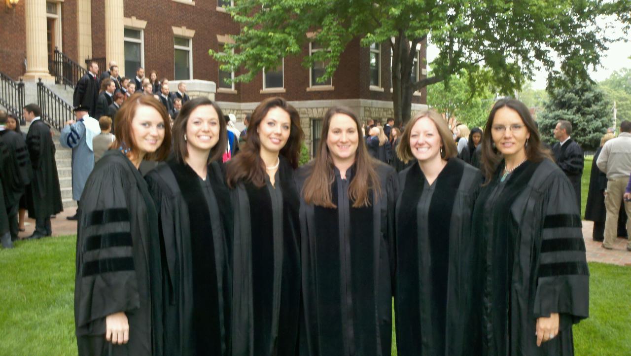 MED SCHOOL BESTIES