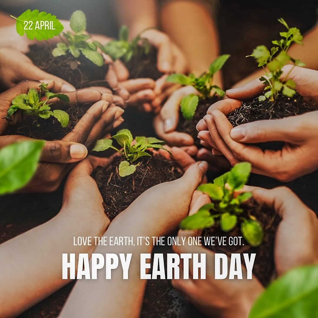 🌎 Happy Earth Day from all of us at New Leaf Nursery! 

Honor Mother Earth with us by recycling your stacks of old nursery containers. Starting today through 4/26, you can drop off your used containers (2 gallon pots or larger) at loading zone A acr