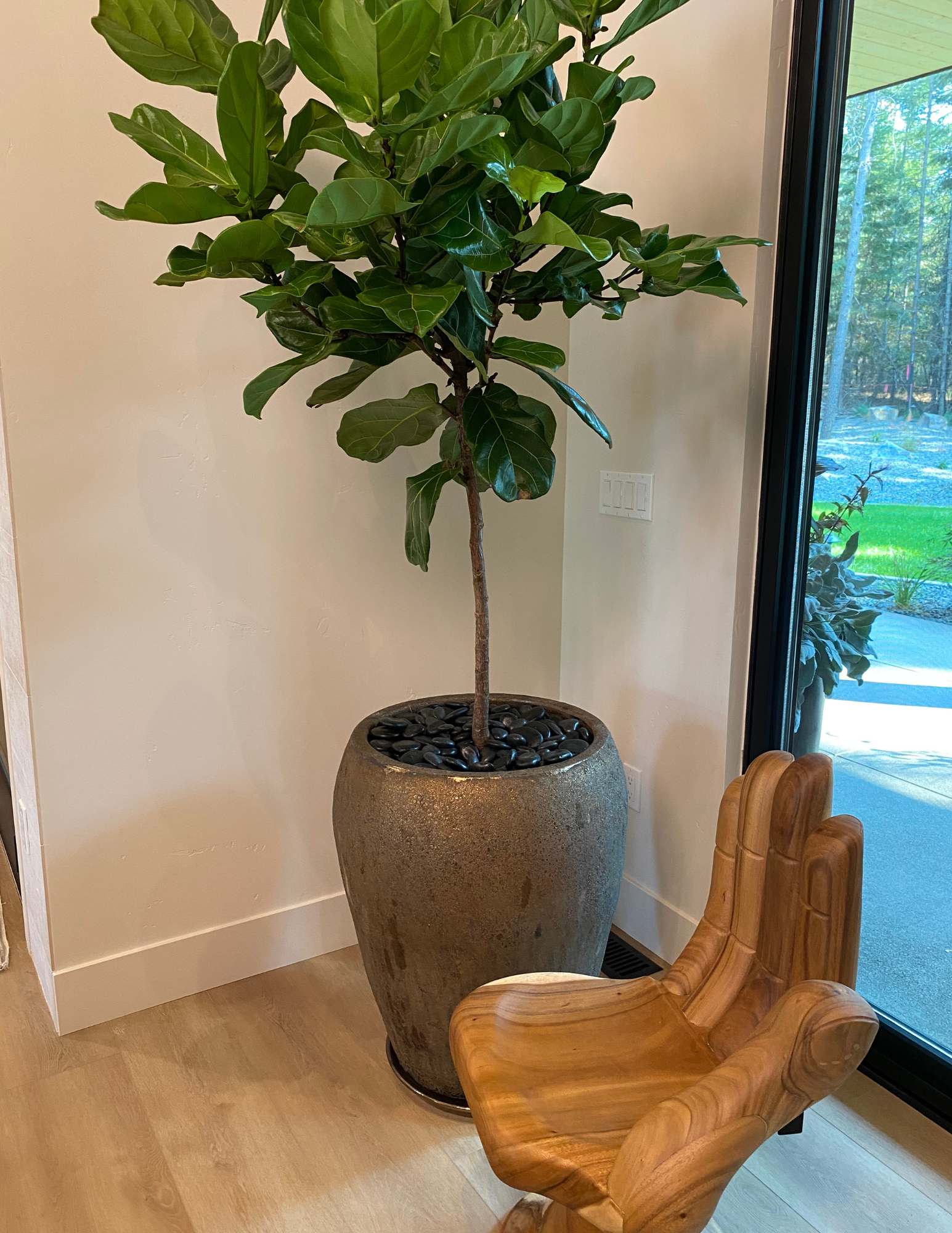 FIRST FLOOR LIVING SPACE