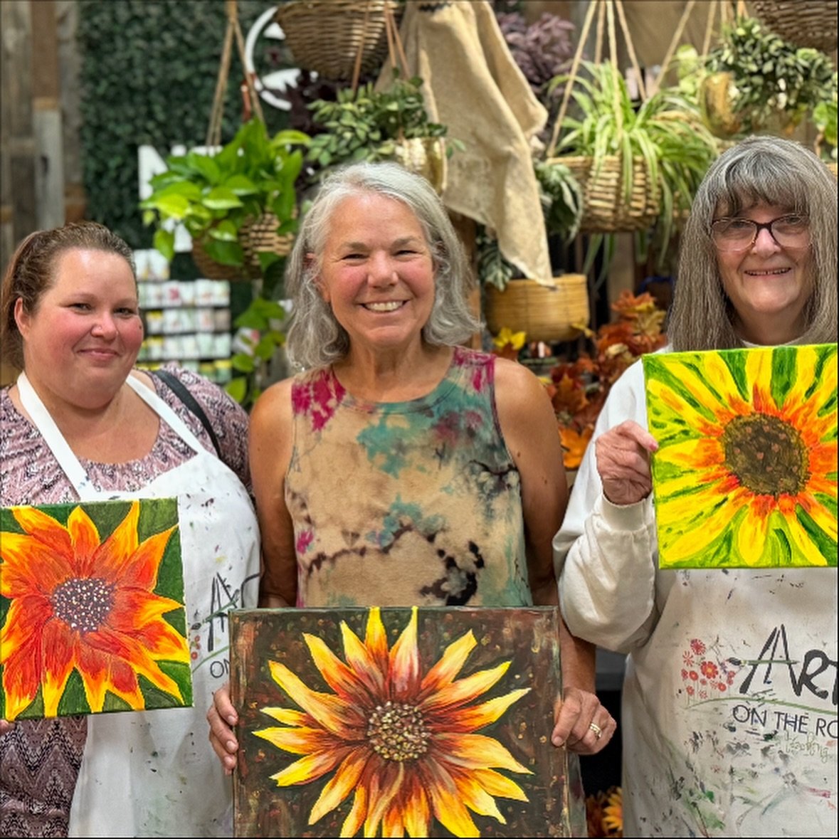 🎨 Every year, we love introducing new DIY art classes here at the nursery &mdash; and this year has been extra special!

We&rsquo;ve had the wonderful Shelly Matthews with Art on the Roof join us to teach a series of fun acrylic painting classes &md