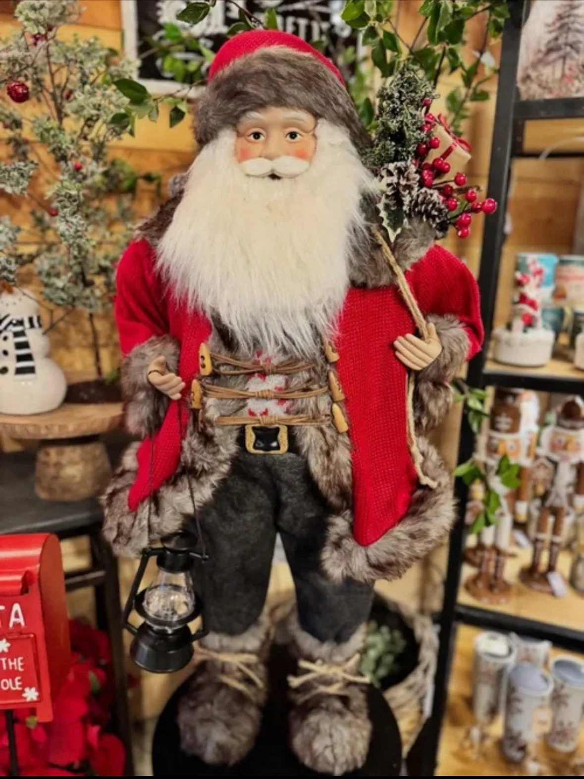 🎄🎁 The Christmas Shoppe is officially open at New Leaf!

Step into the magic of the season and explore our Christmas Collection &mdash; filled with festive d&eacute;cor, unique ornaments, and lush seasonal greenery to turn your home into a holiday 