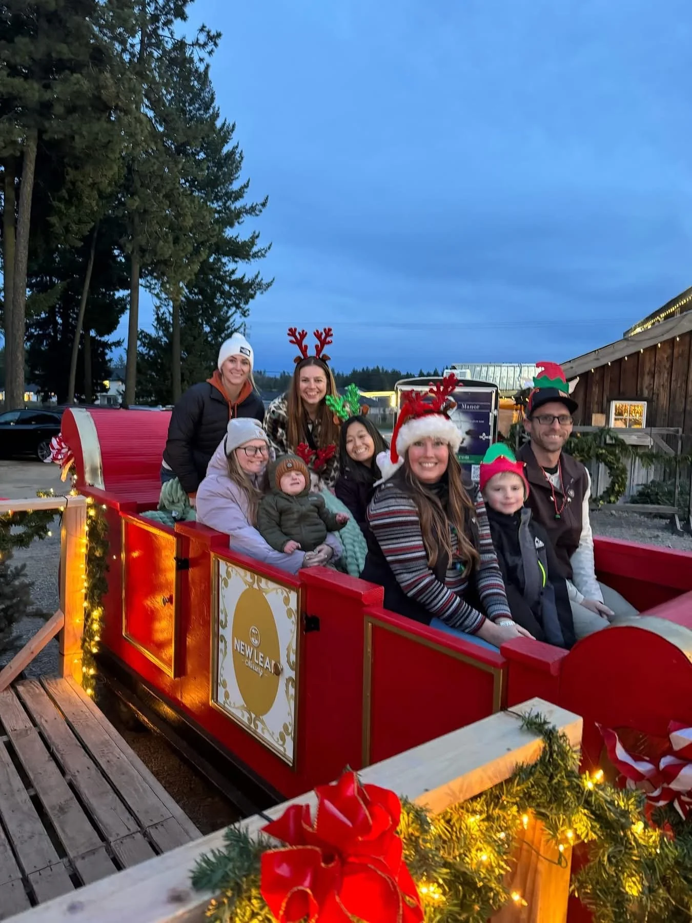 🎅🏻 🌟 Ready for a little holiday cheer?

Join us today &mdash; Saturday, Dec. 6th &mdash; from Noon to 6 PM at New Leaf Nursery for festive fun the whole family will love! ❄️❤️

✨ FREE sleigh rides
🎅🏻 Santa photos
🔥 Hot chocolate &amp; s&rsquo;m