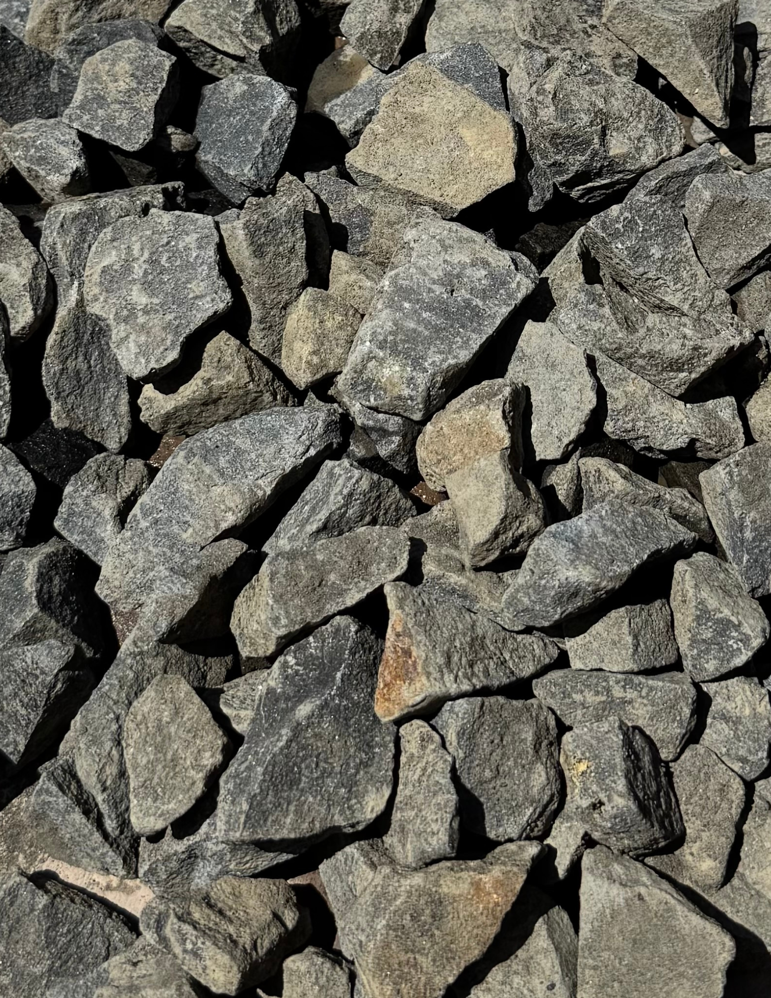 1 1/4"-1 1/2" BASALT