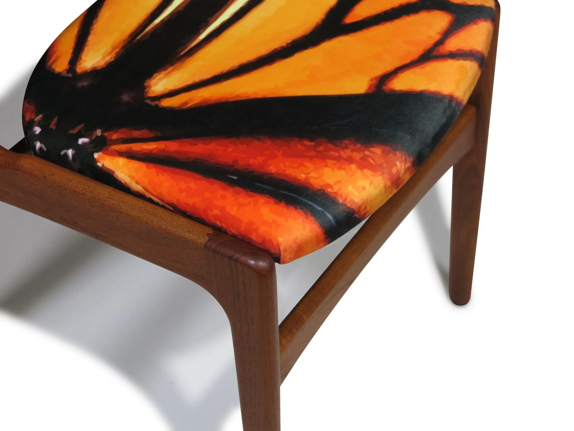 10_Butterfly_chair-9.jpeg