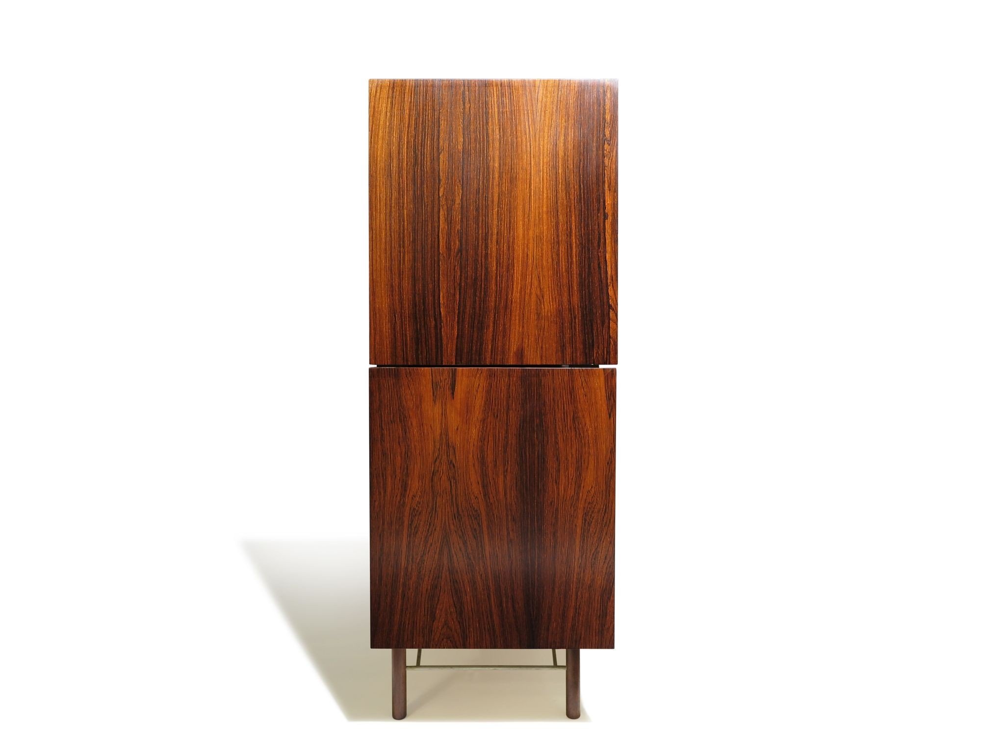 8_Rosewood_Cabinets-9.jpeg