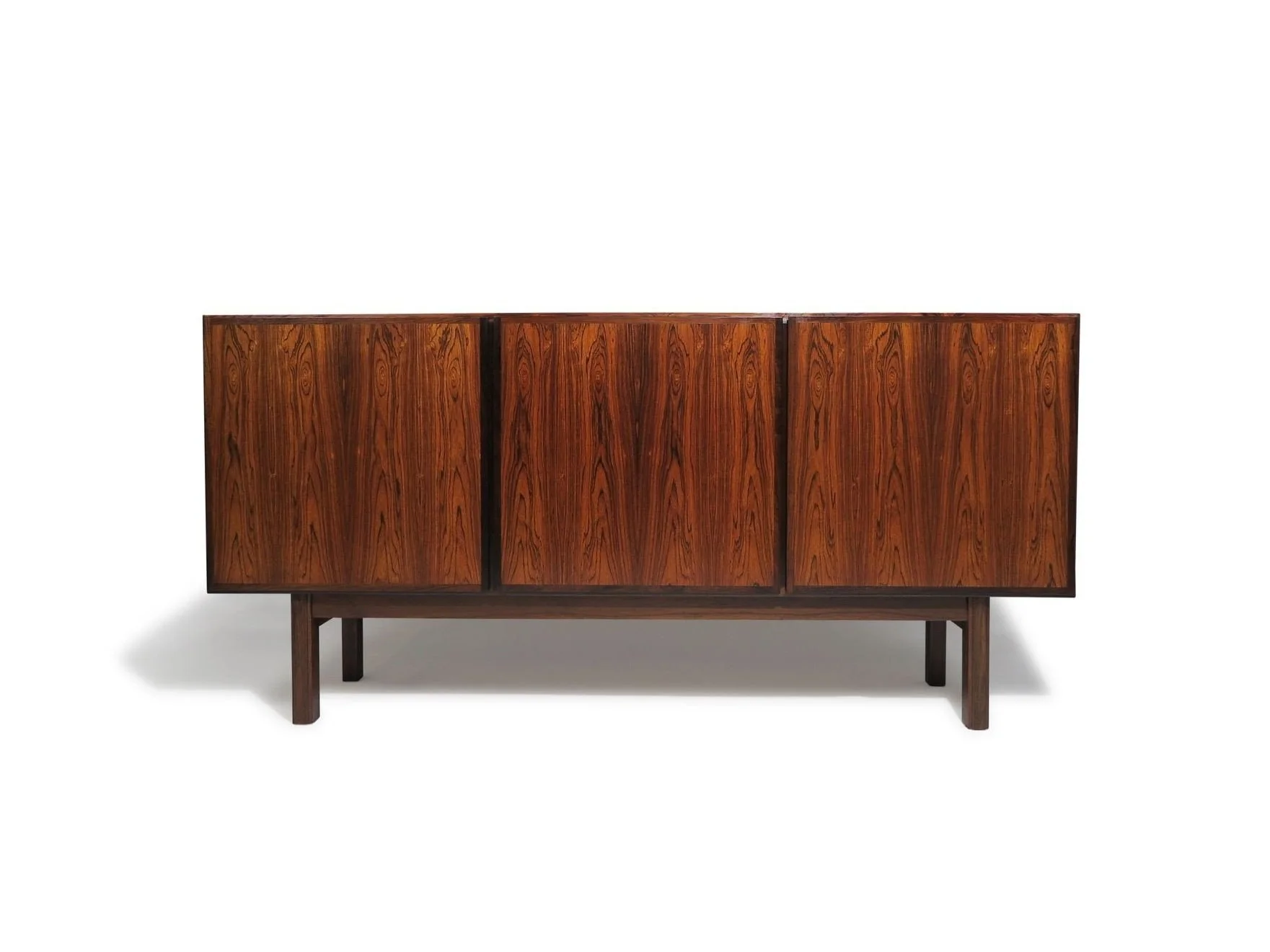 0_Rosewood_Credenza.jpg