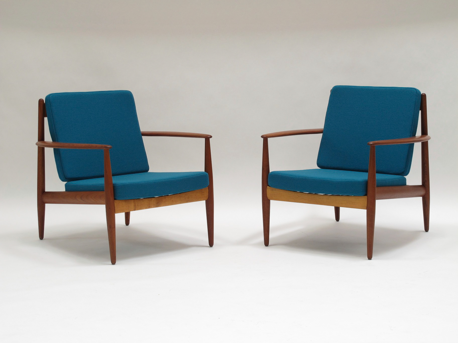 mid century lounge chairs-3.JPG