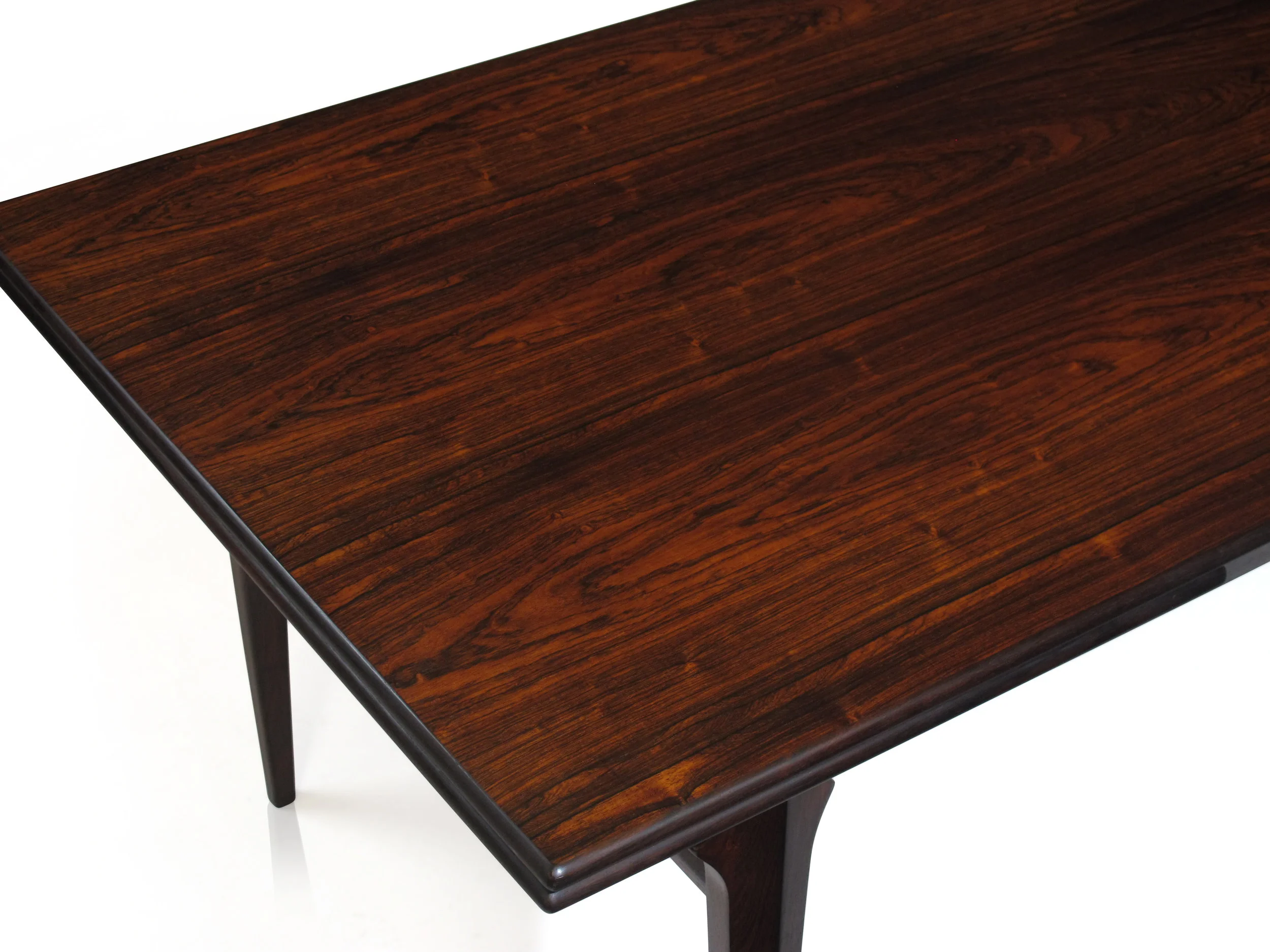 Johannes Andersen Danish Rosewood Dining Table with Draw Leaves 7